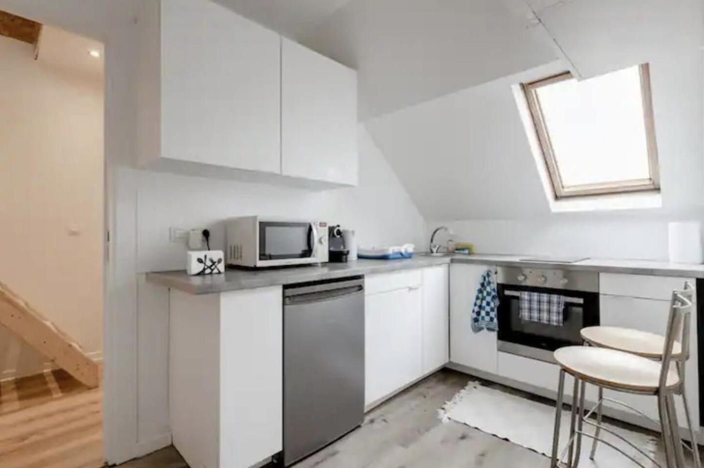 Apartment Beautiful Fully Renovated Brussels