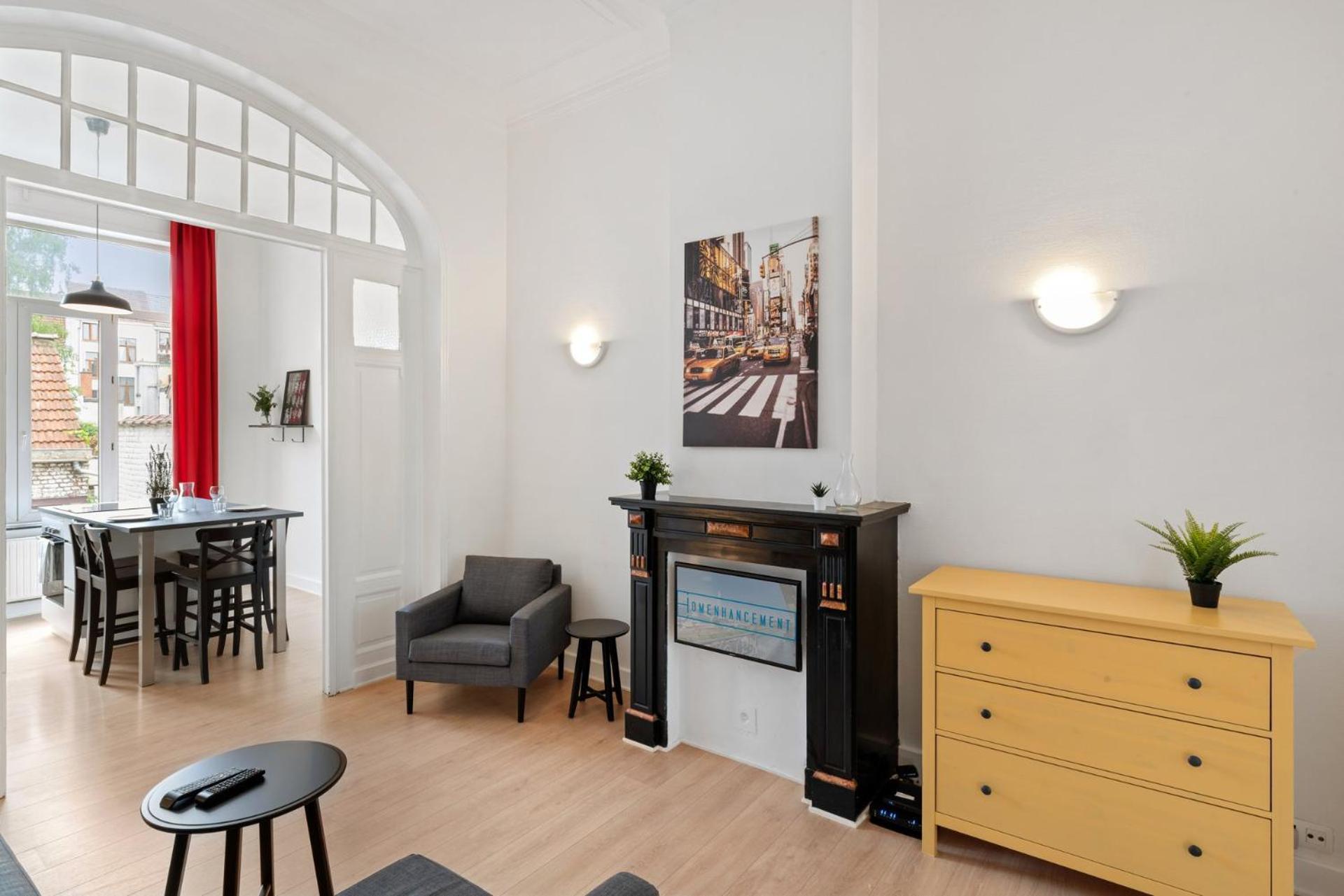 In Brussels, Lantsheere By Homenhancement Sa *