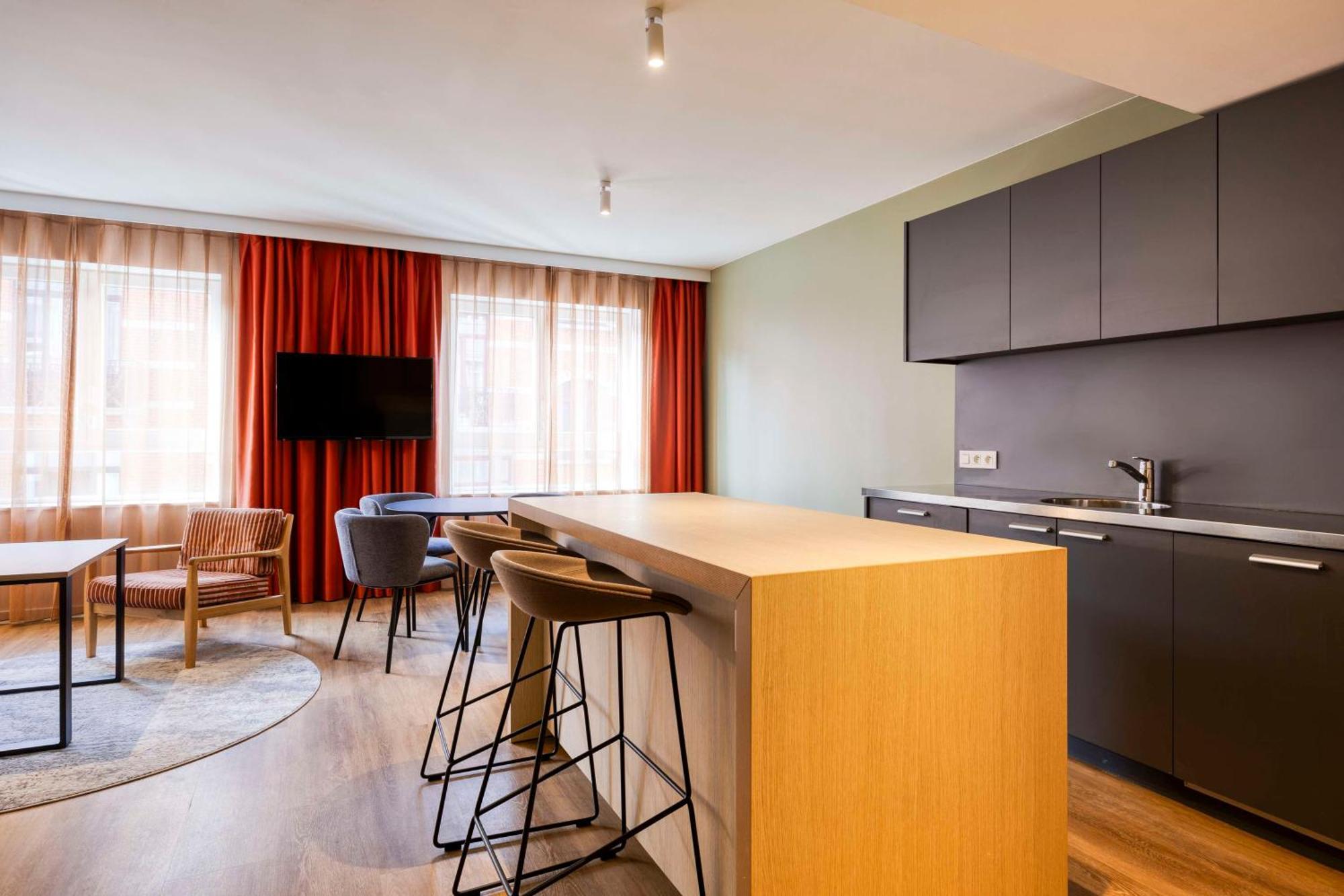 Hilton Garden City Centre Hotel