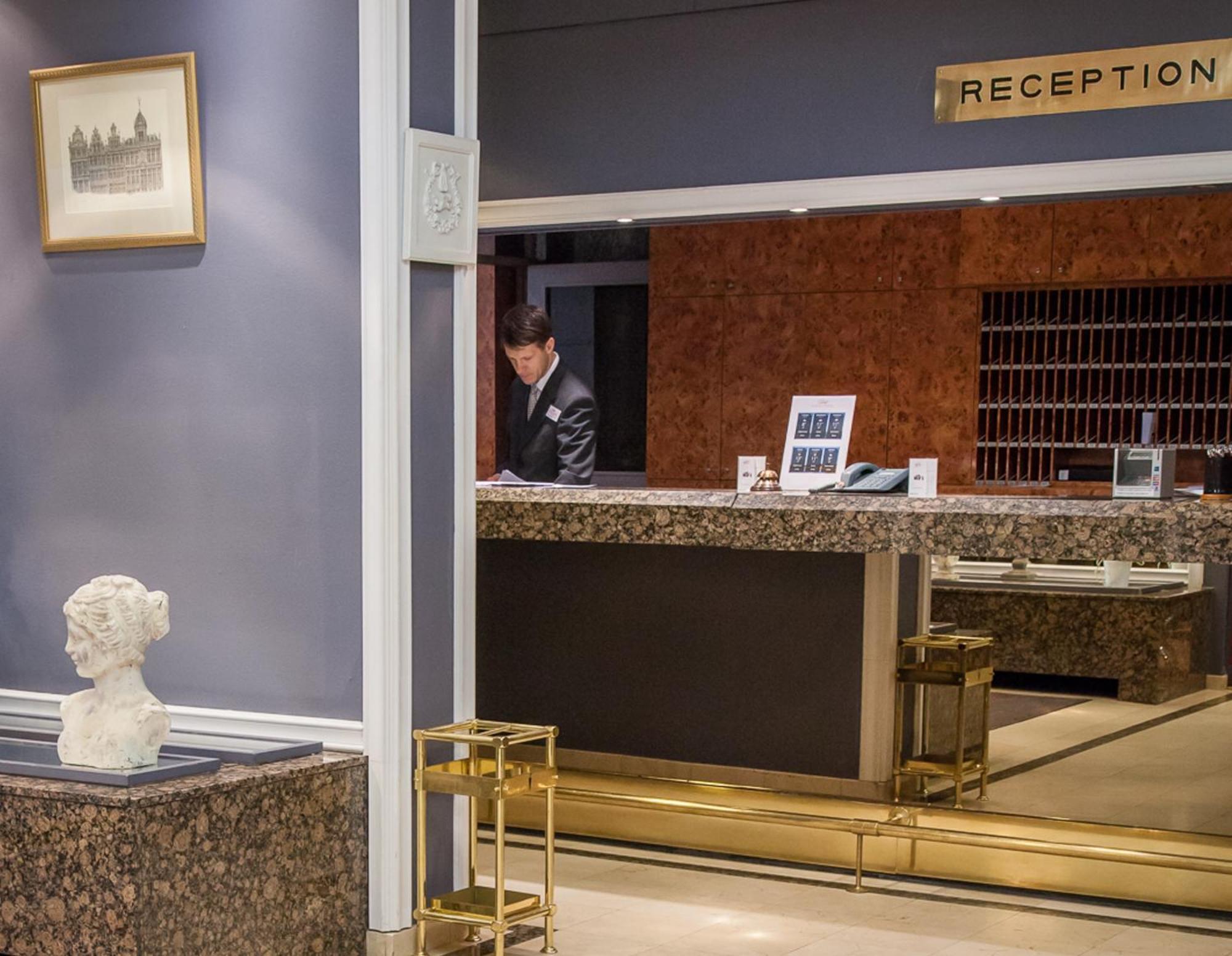 First Euroflat Hotel 4*