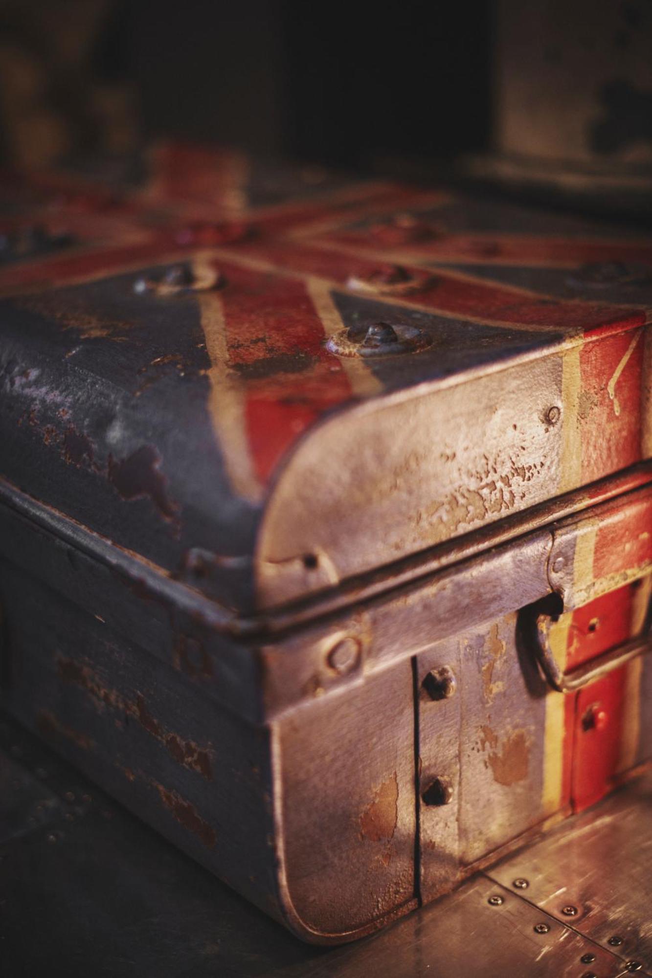 The Legacy By 2go4 Center Hostel