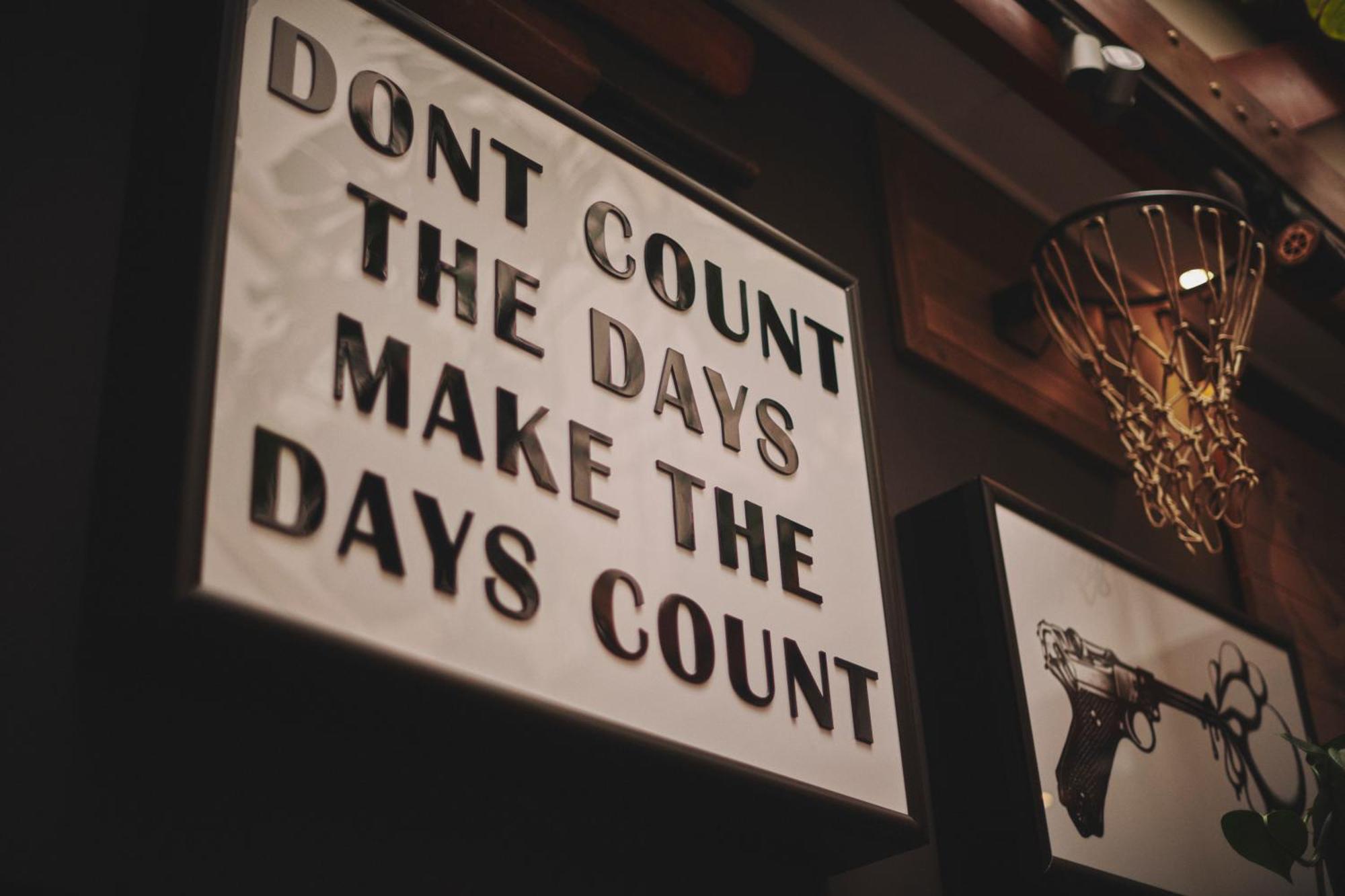 The Legacy By 2go4 Center Hostel