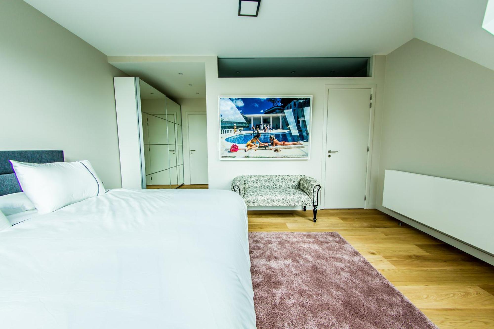 Magnifique Penthouse 3 Et Terrasse Sur L'avenue Louise Brussel