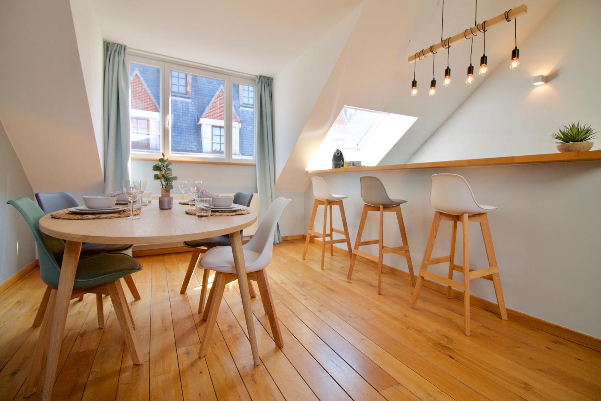 Apartment Heart Of Grand Place - Stunning 2br Duplex *