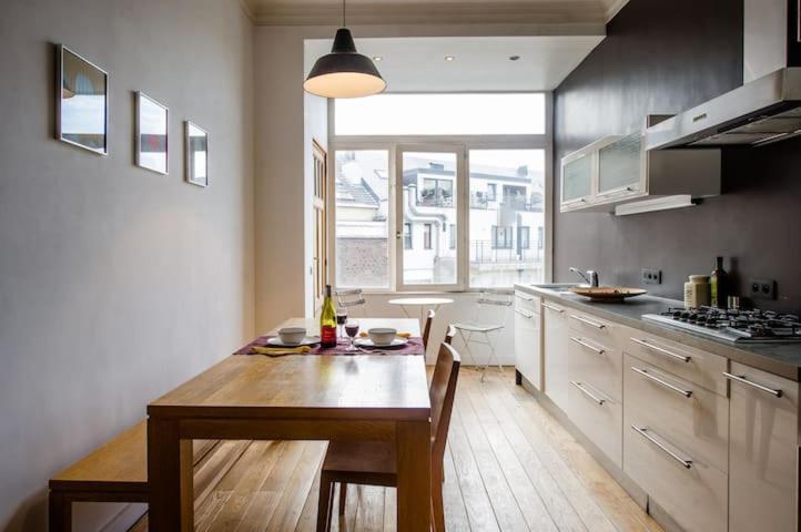 Grand D'artiste Cosy Et Proche De Appartement