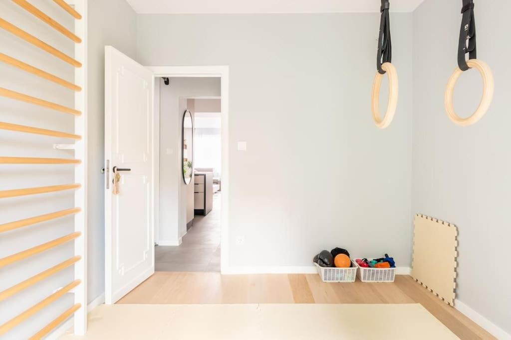 European Heart 2-bedroom Flat. Căn hộ