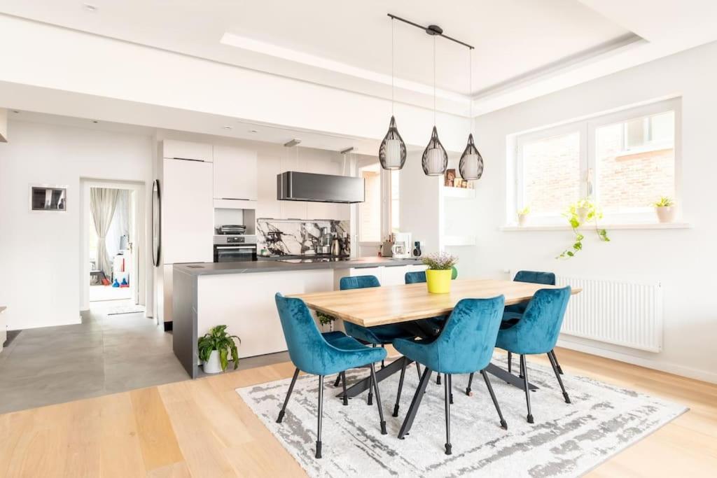 European Heart 2-bedroom Flat. Căn hộ Brussels