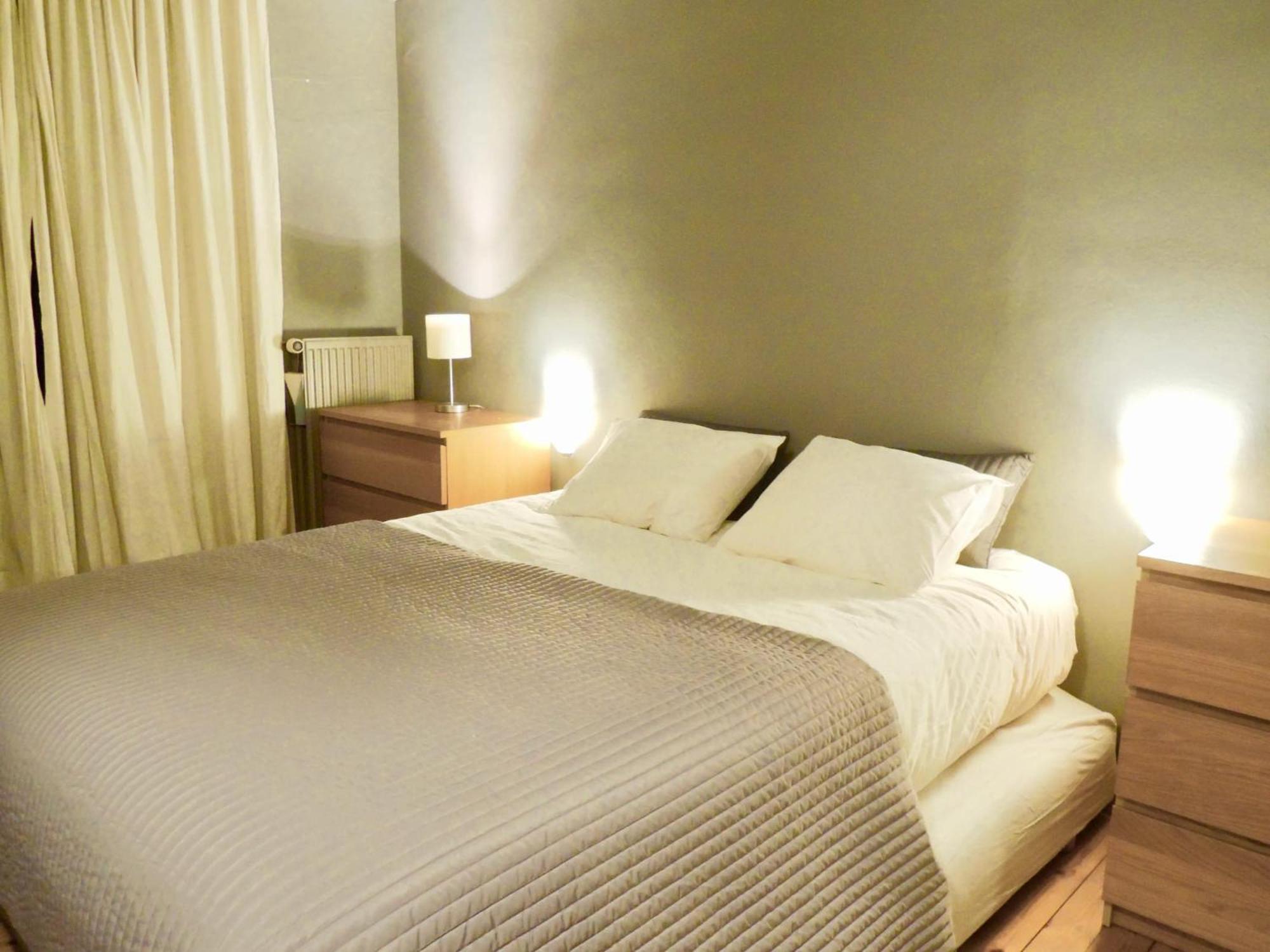 Apartment Spacious In Brussels, Large Private Garden Brussels