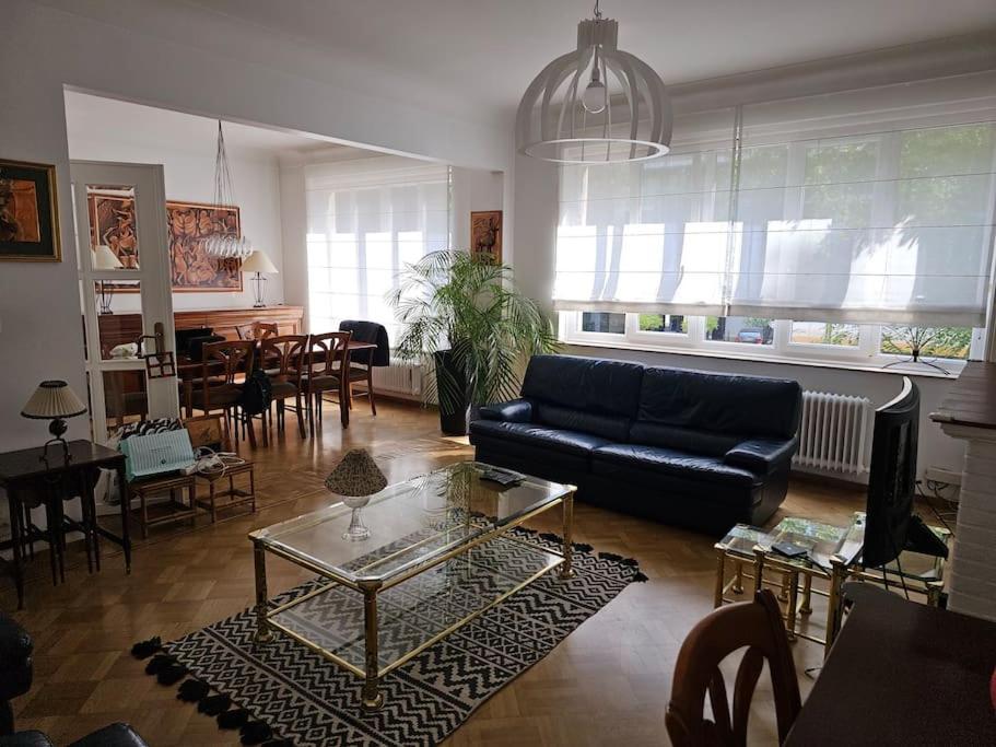 Elegance ,space & Luxury In