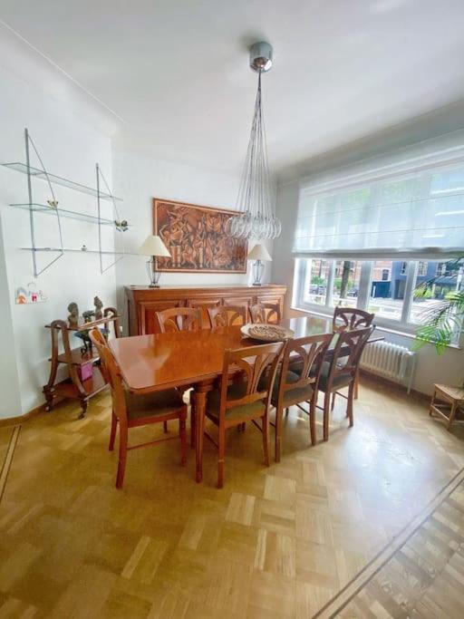 Elegance ,space & Luxury In Căn hộ Brussels