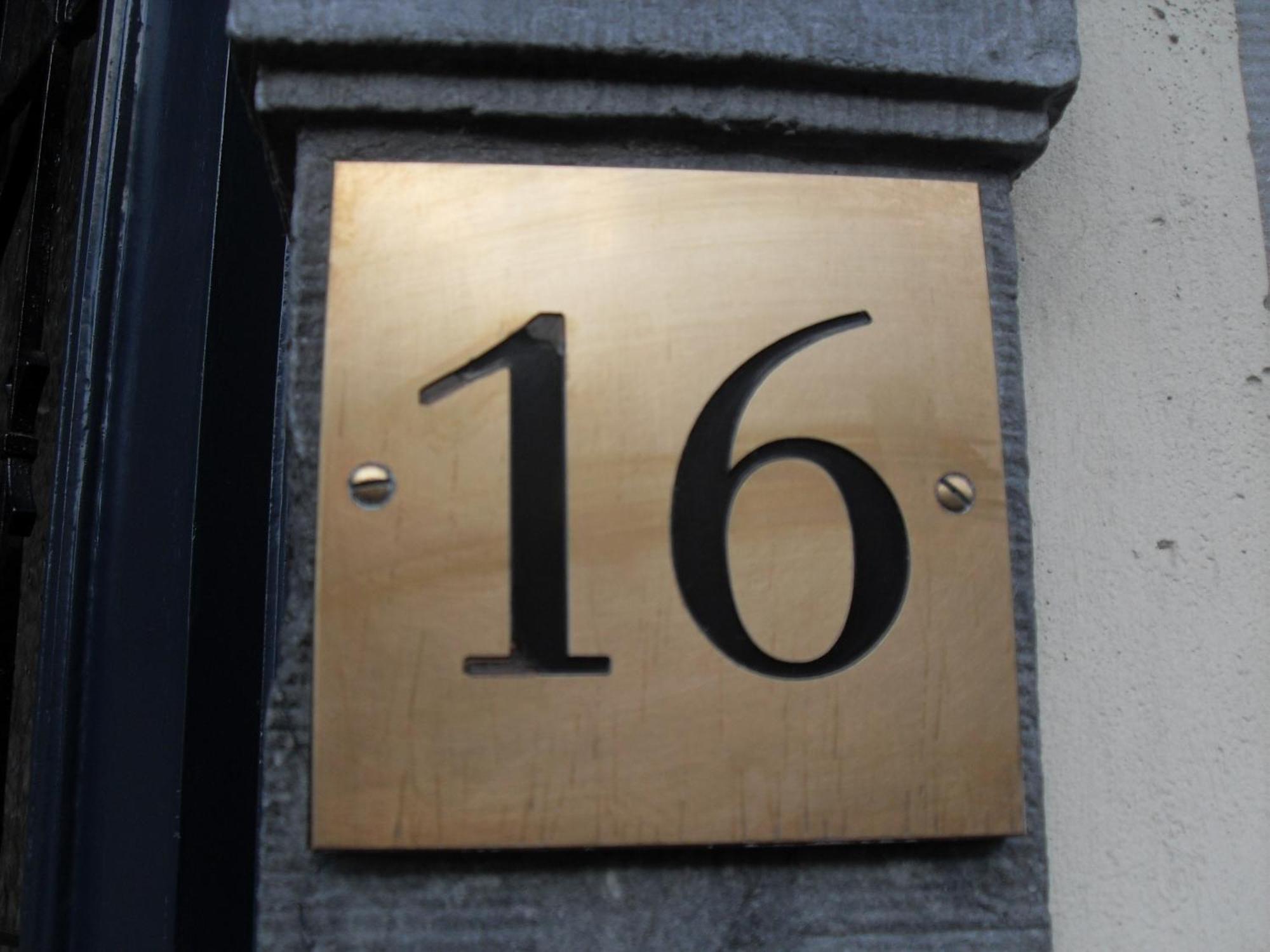 Bed & Breakfast Le Seize Brussels