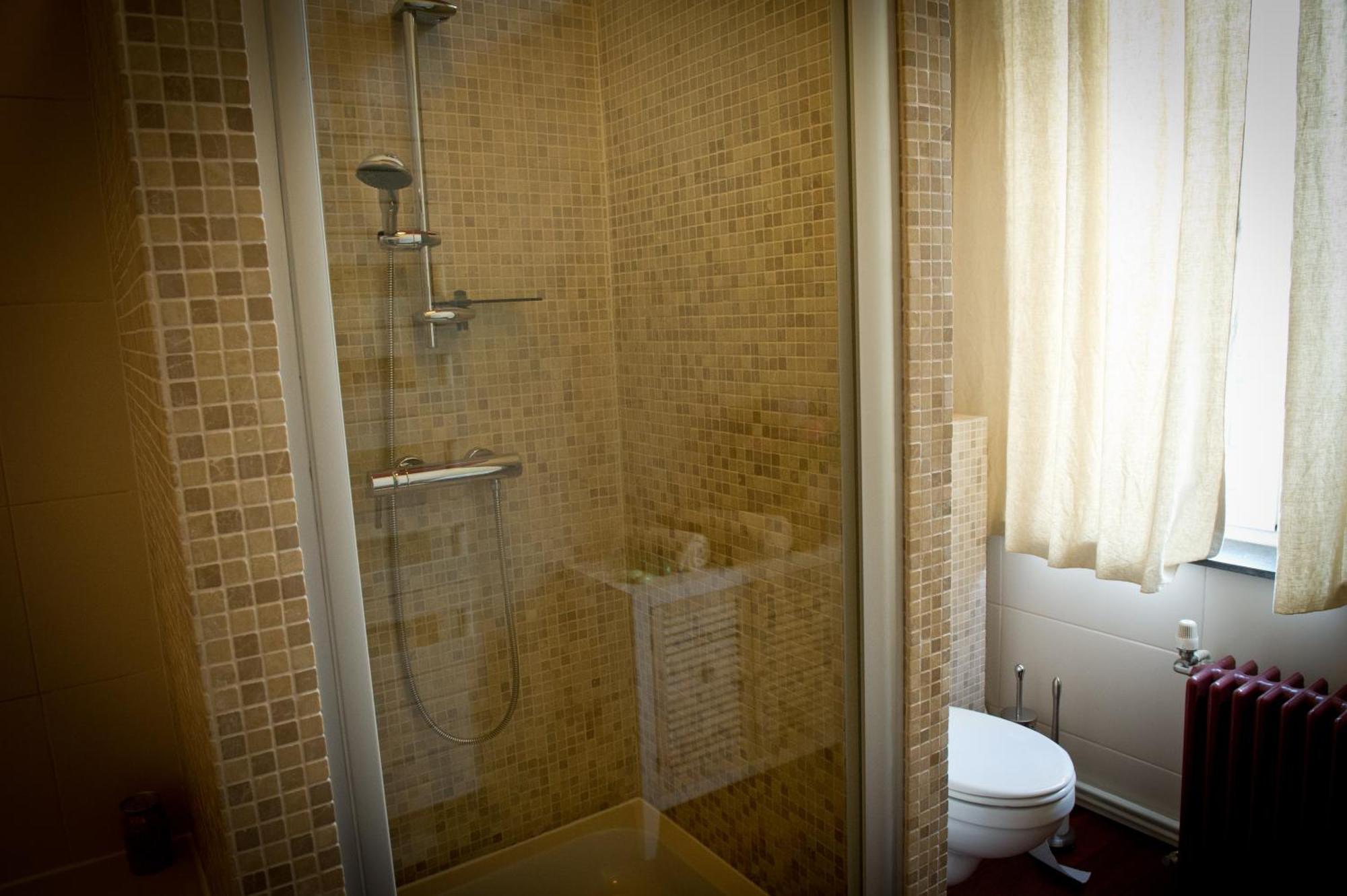 Le Seize Bed & Breakfast Brussels