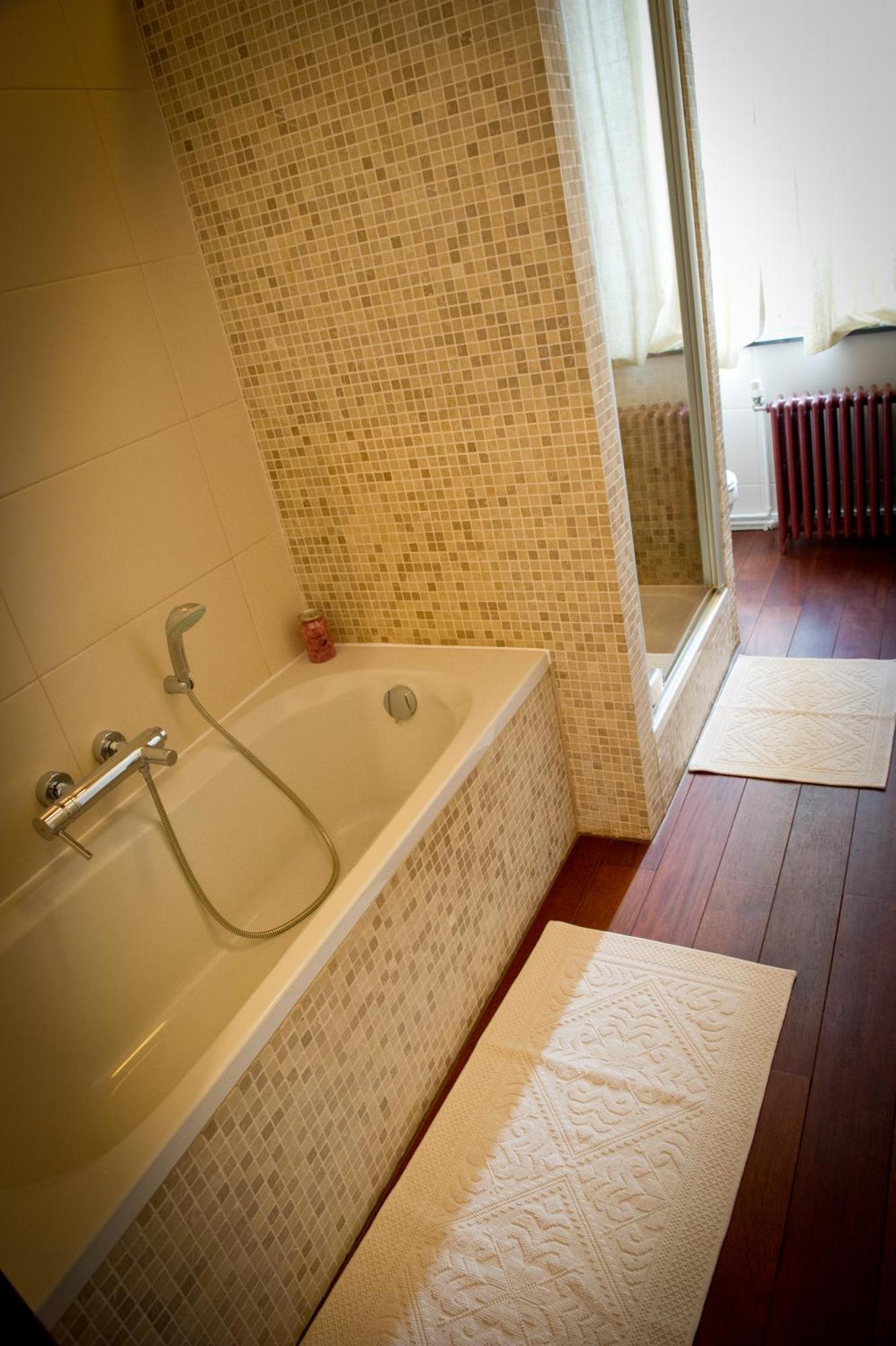 Le Seize Bed & Breakfast 3*