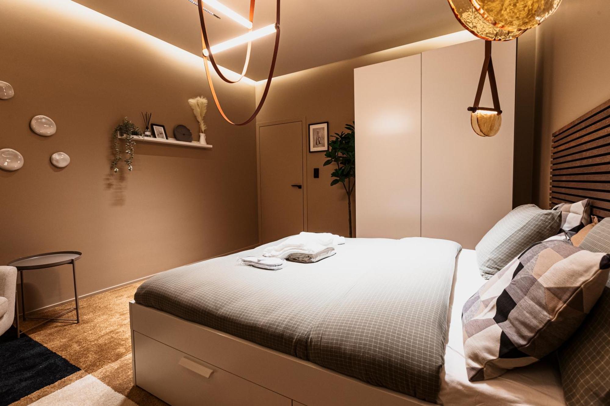 Golden Dove Luxury * Brussel