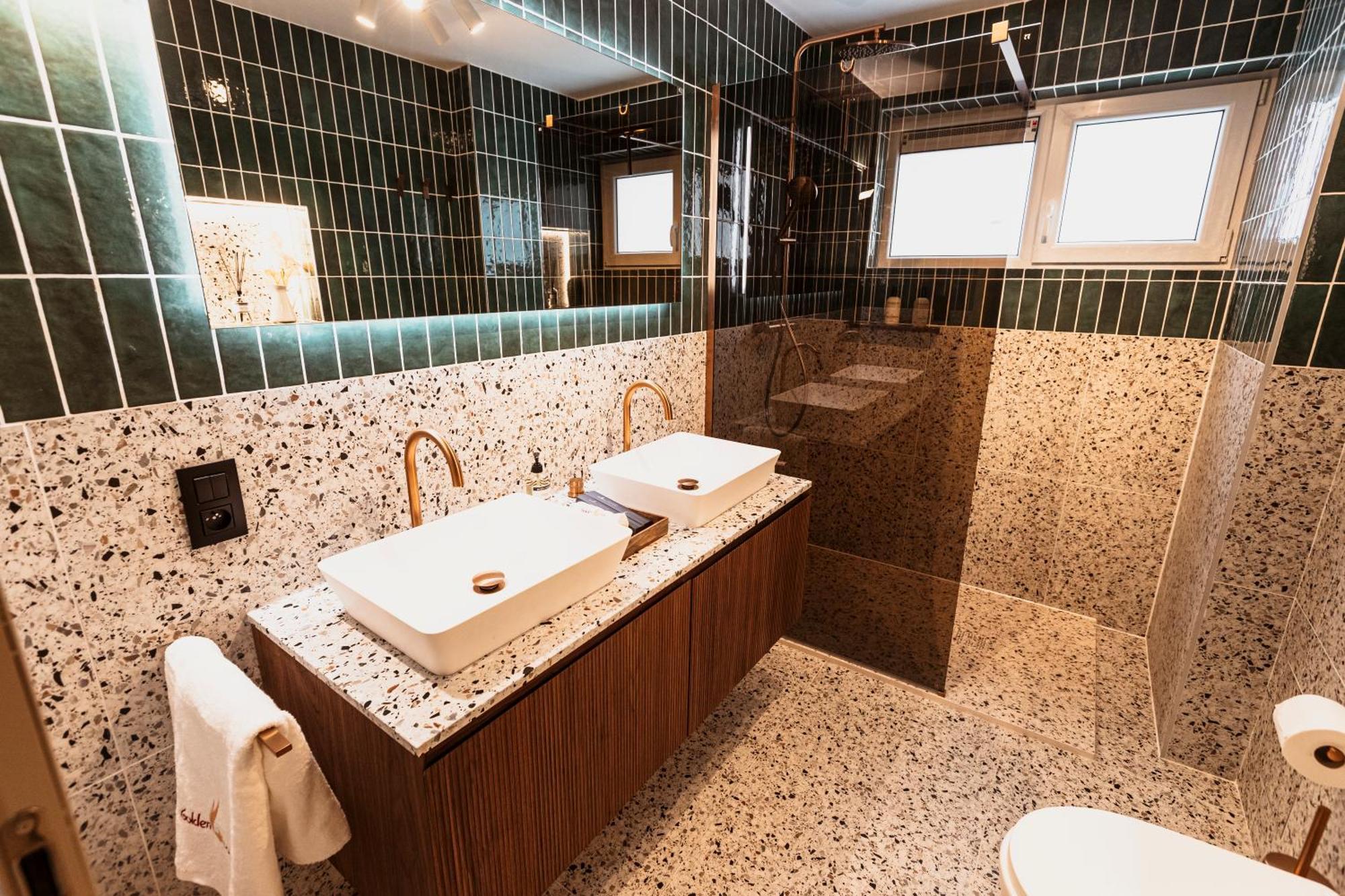 Appartement Golden Dove Luxury *