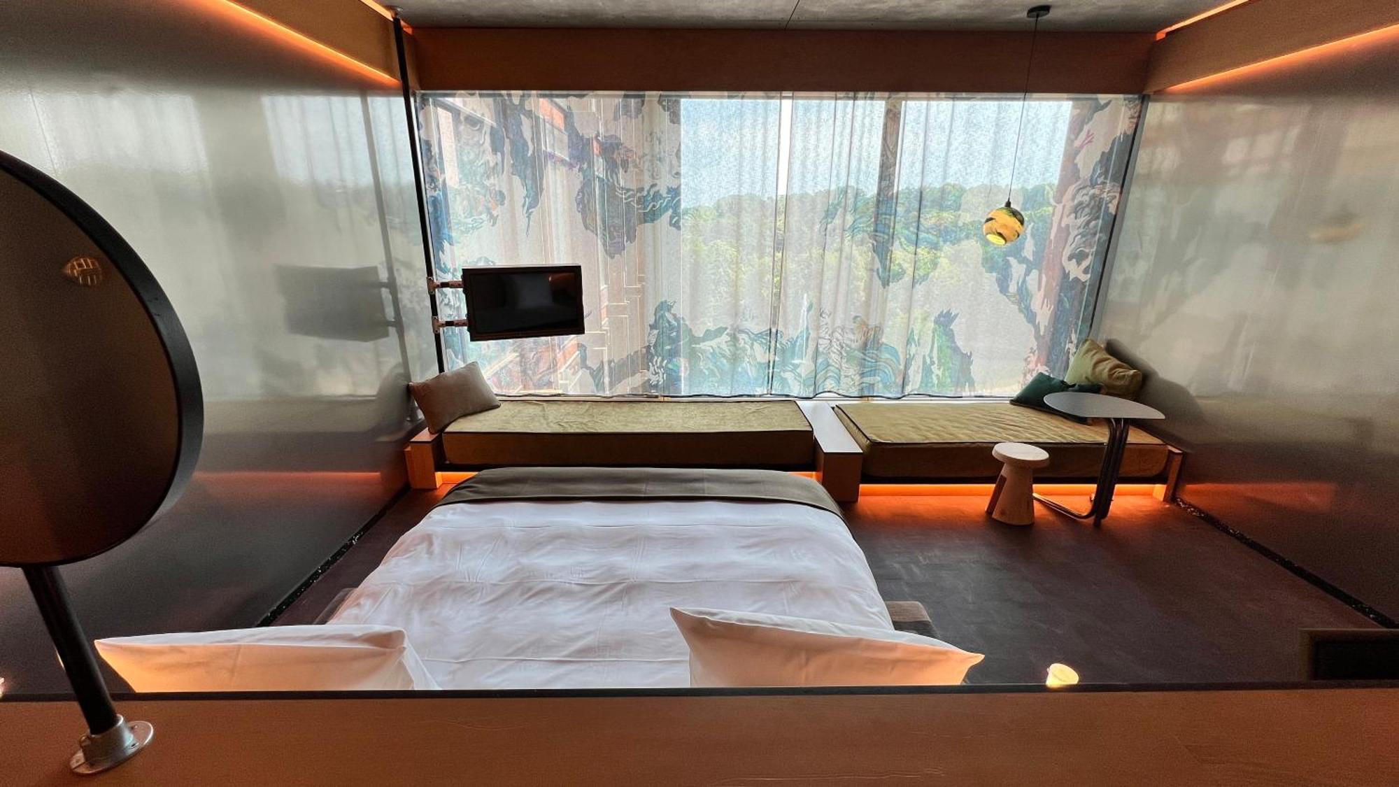Mix Brussels --gym & Wellness For Adults Only-- Khách sạn 4*