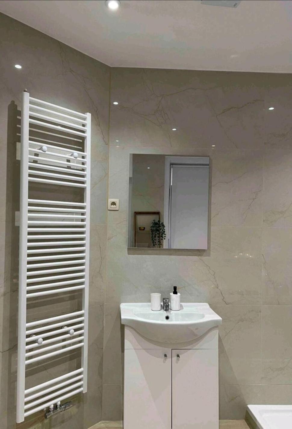 Sublime Calme Cosy & Jacuzzi Apartment