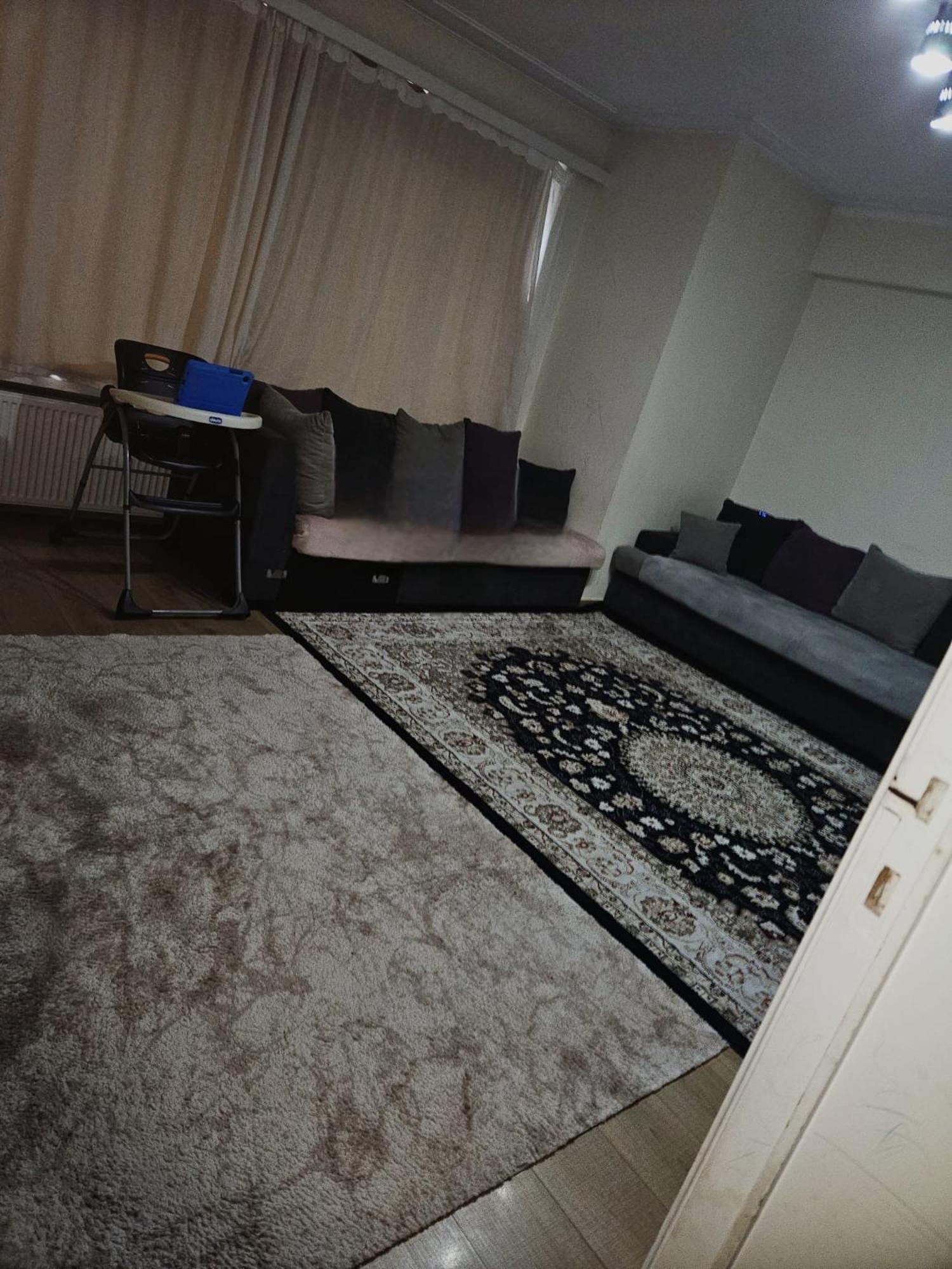 Luxurious 4 Apartment