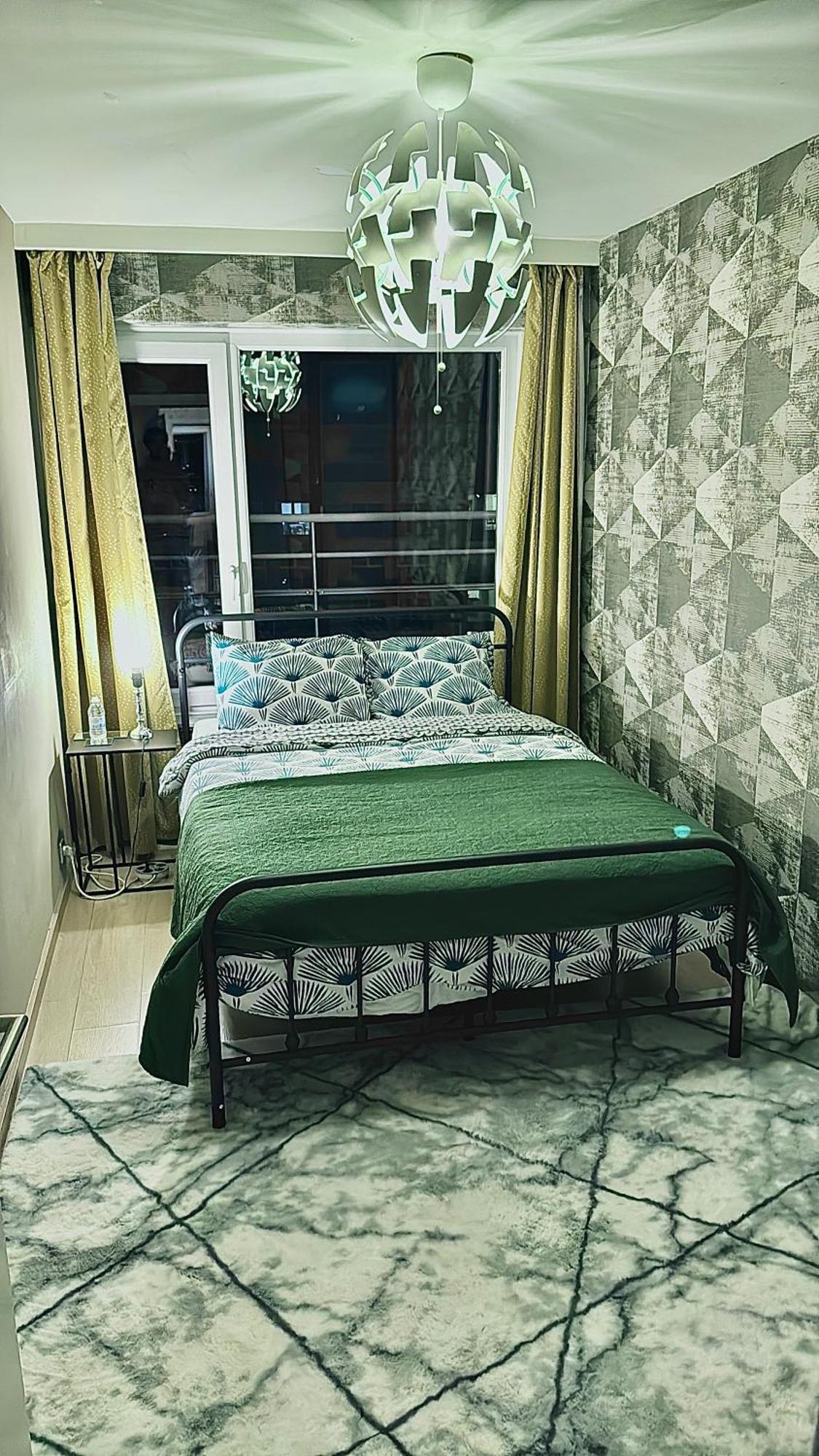 Hearth Of Gateway * Brussels