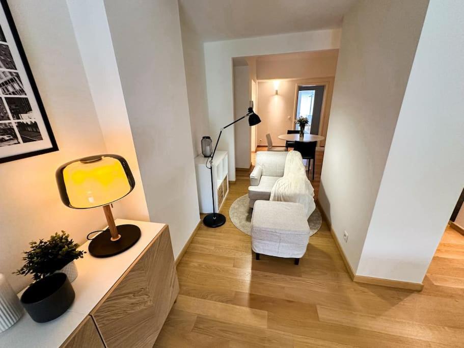 Charming In Ixelles Apartamento