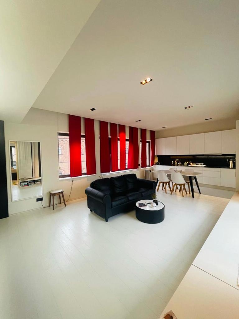 Down Town Penthouse With Private Parking Căn hộ *