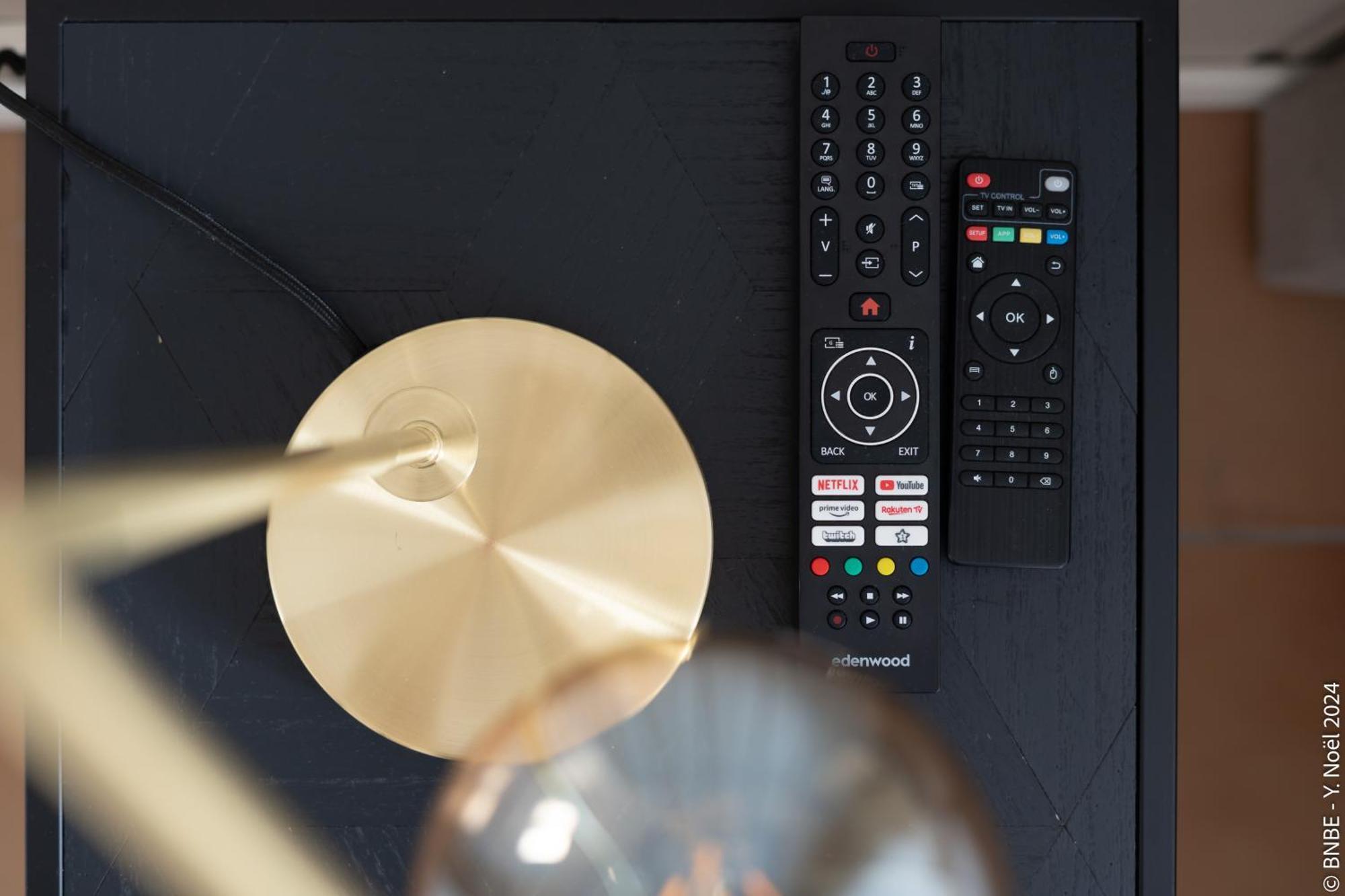 La Louve - Big Place & Garden - Parking Gratuit * Brussels