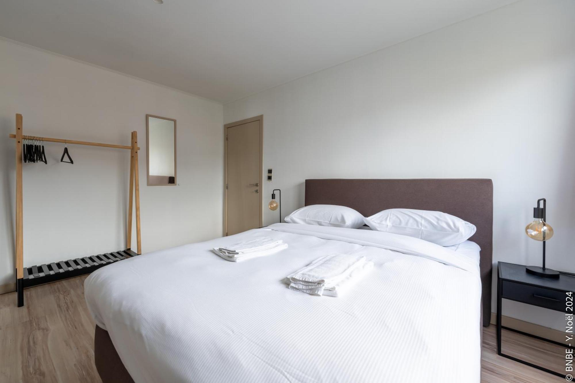 La Louve - Big Place & Garden - Parking Gratuit * Brussels