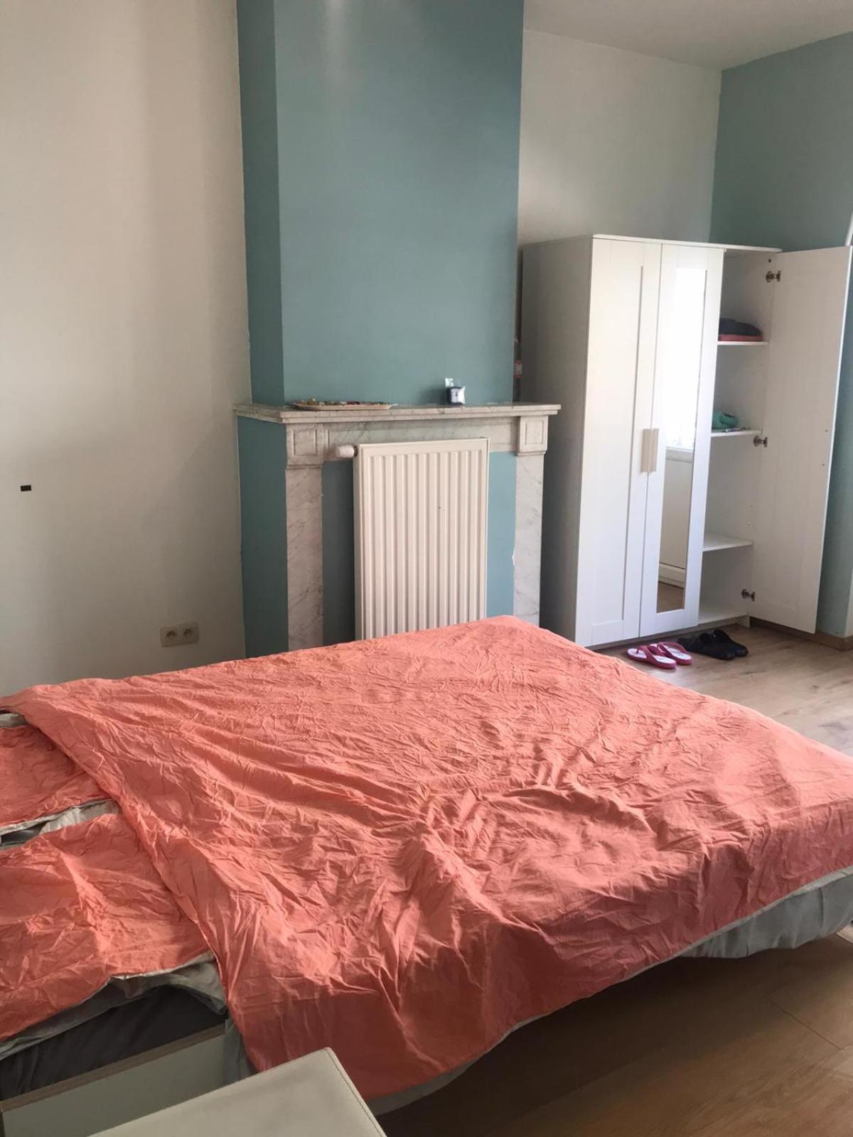 Maison Partagee Cle Rouge Homestay