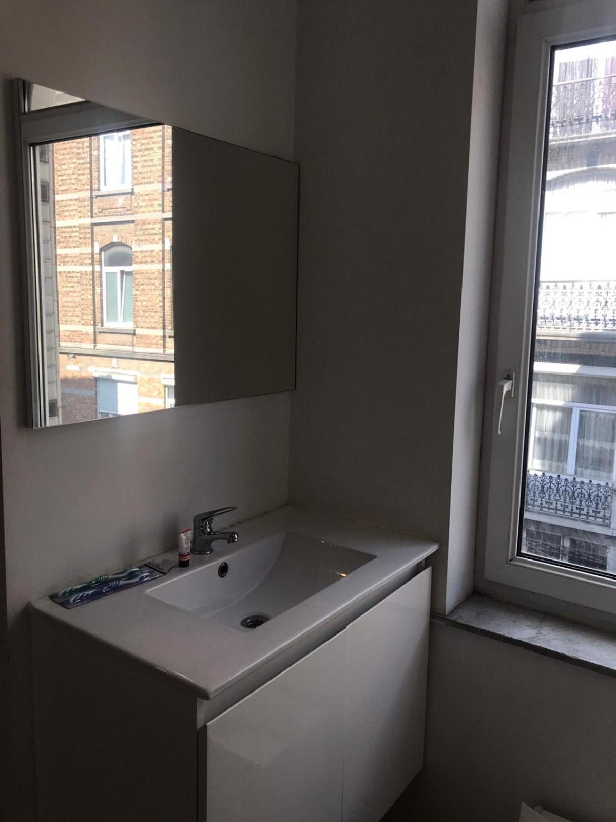 Maison Partagee Cle Rouge Homestay Brussels