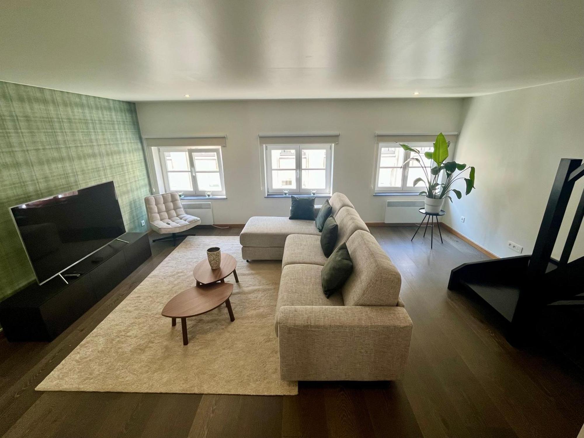 Stilias 6p Center Apartment