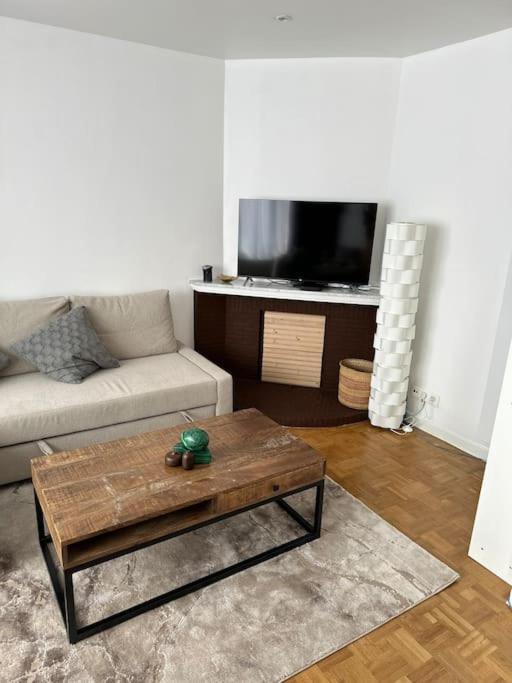 Cosy Et Moderne Bruxelas