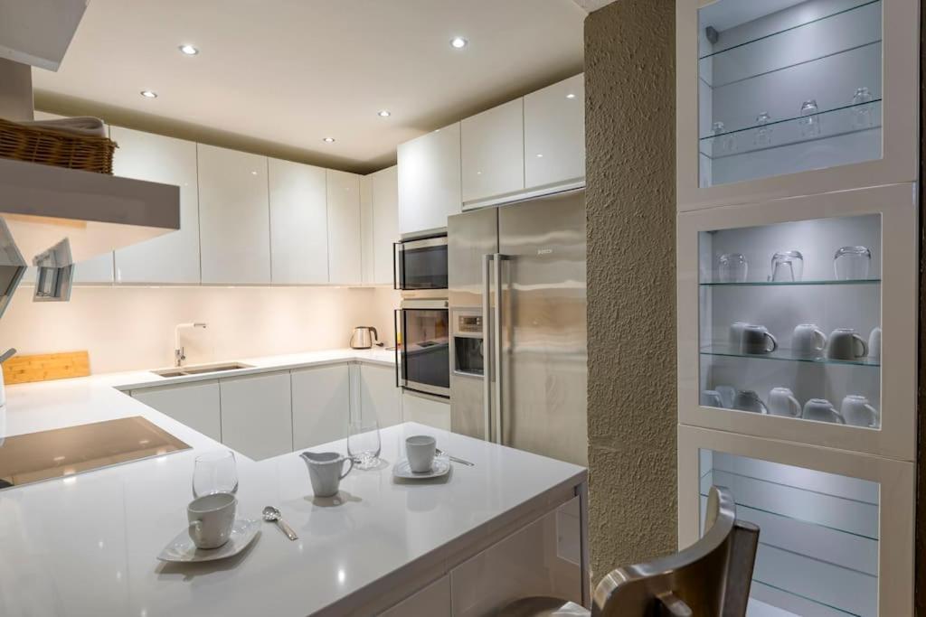 Authentic Belgian Home, Downtown Villa