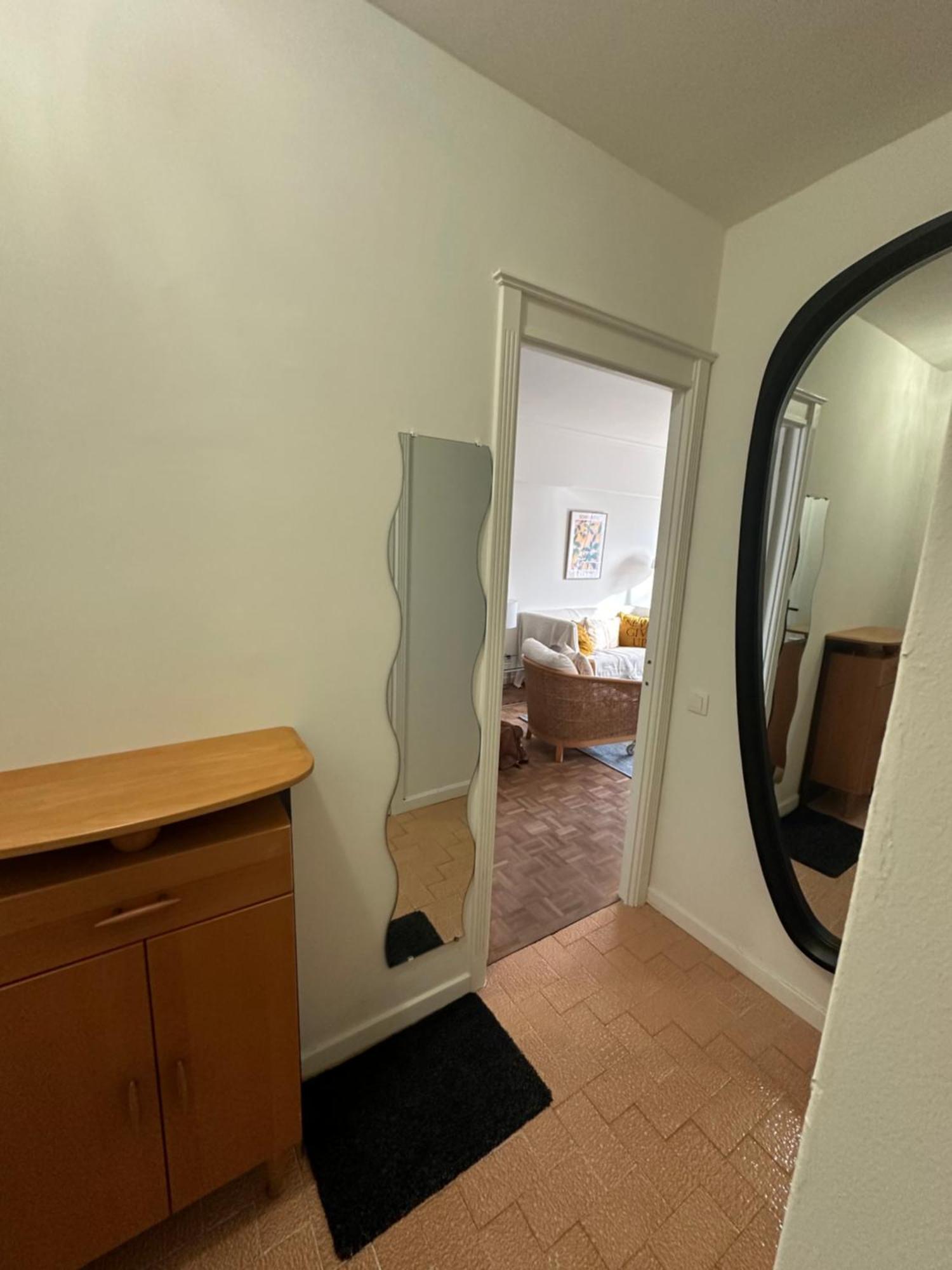 Beautiful Luxurious Studio In The Heart Of The European Quarter Apartment *