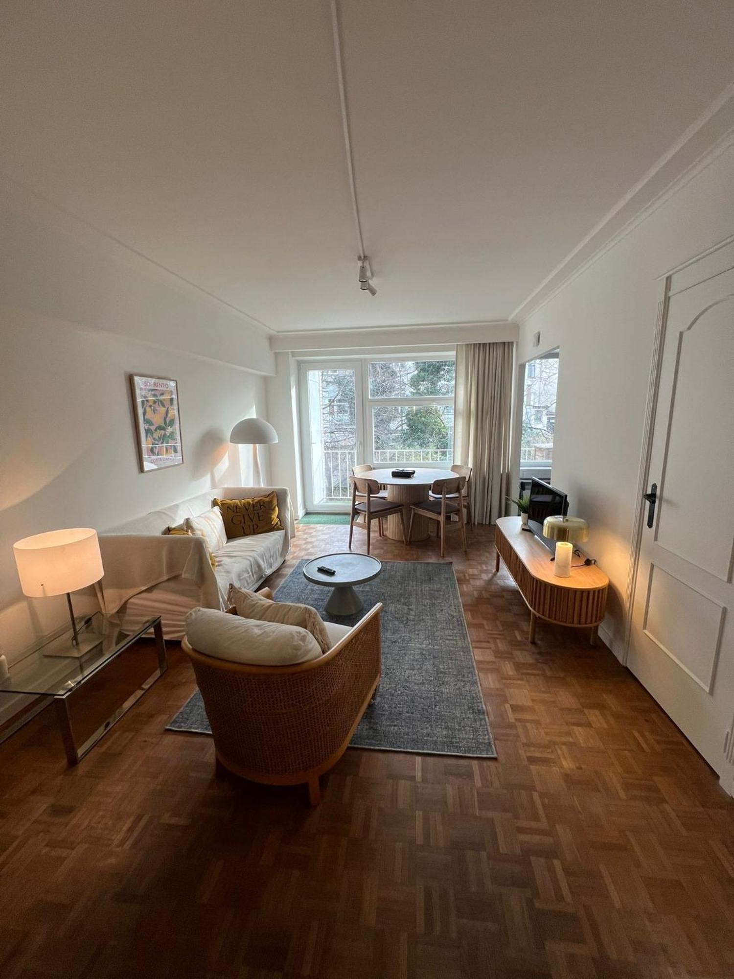 Beautiful Luxurious Studio In The Heart Of The European Quarter *