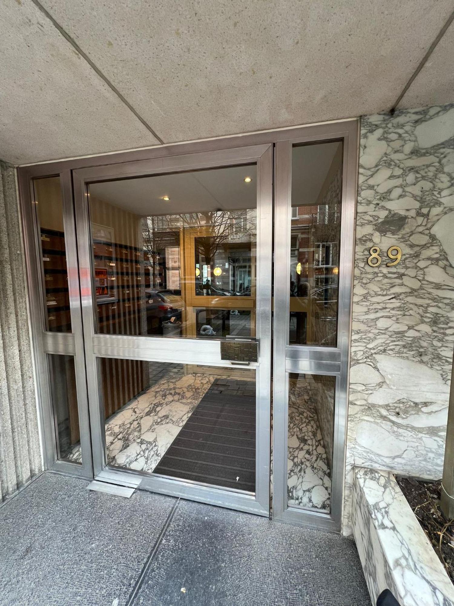 Beautiful Luxurious Studio In The Heart Of The European Quarter Brussels