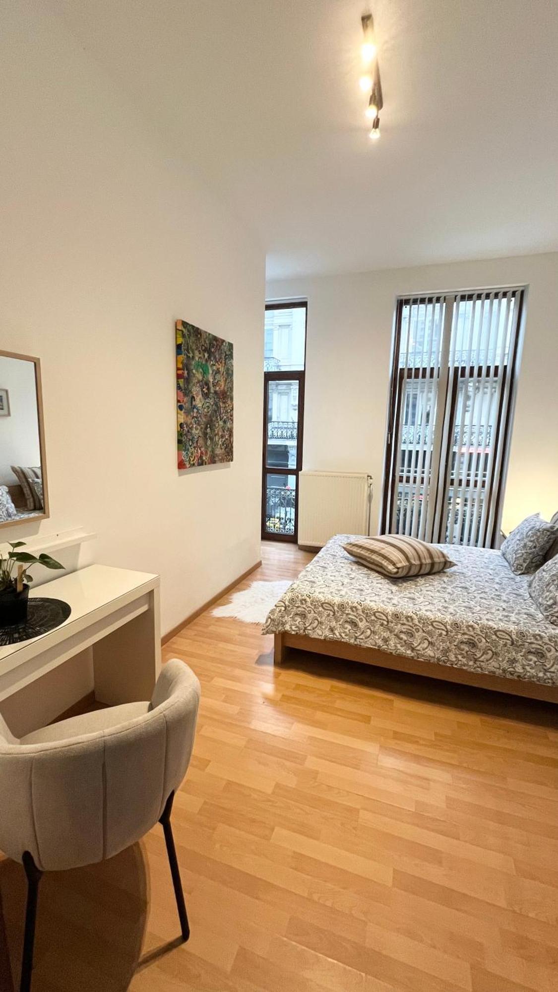 Appartement Cosy Flat - Eu District - Center - 4 Persons
