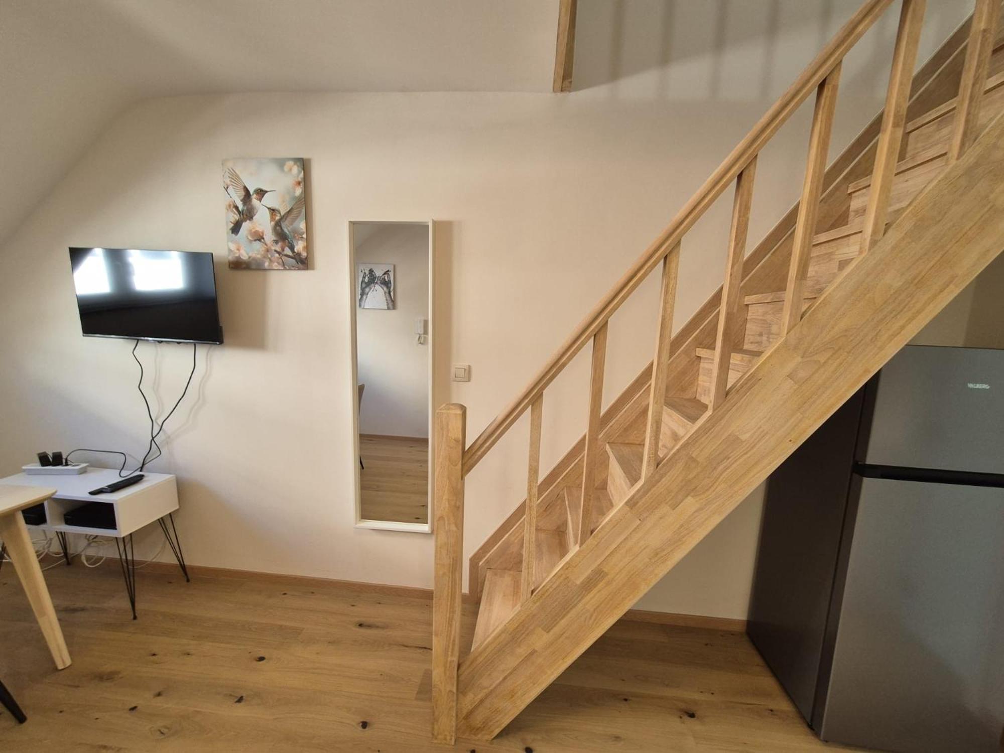 Cosy Duplex In Center Of