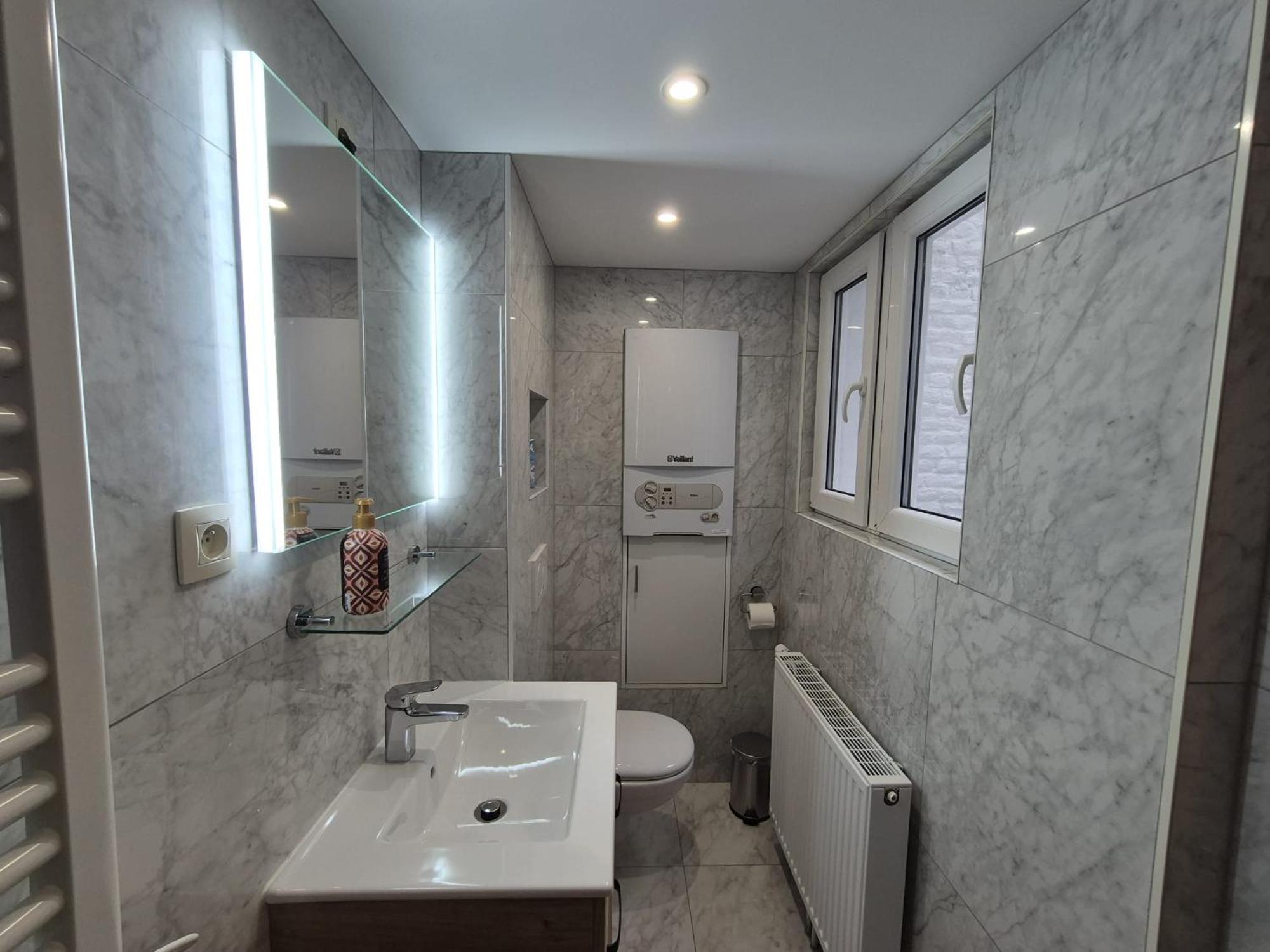 Tasson Snel Center Of Brussels