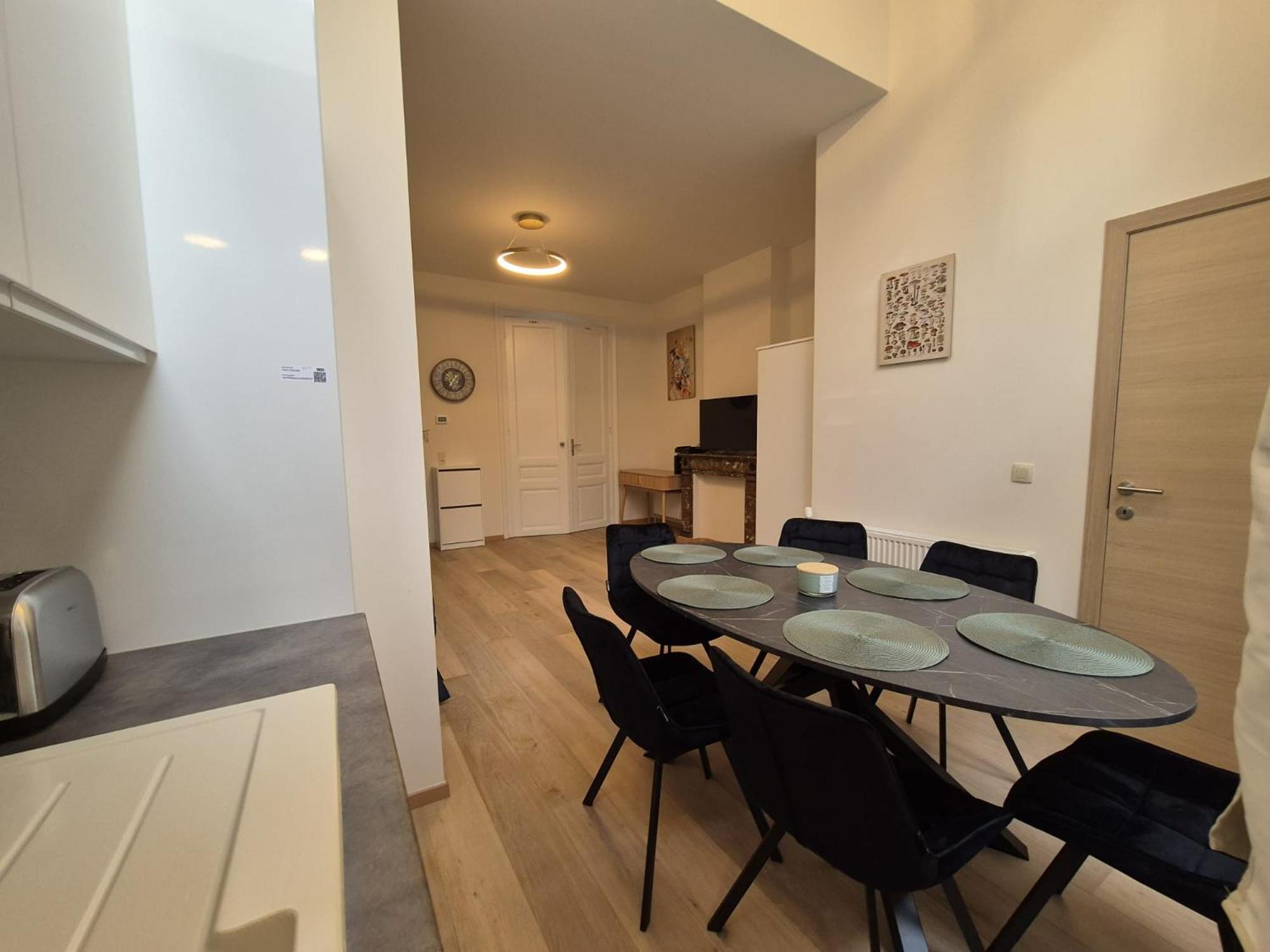 Tasson Snel Center Of Apartment