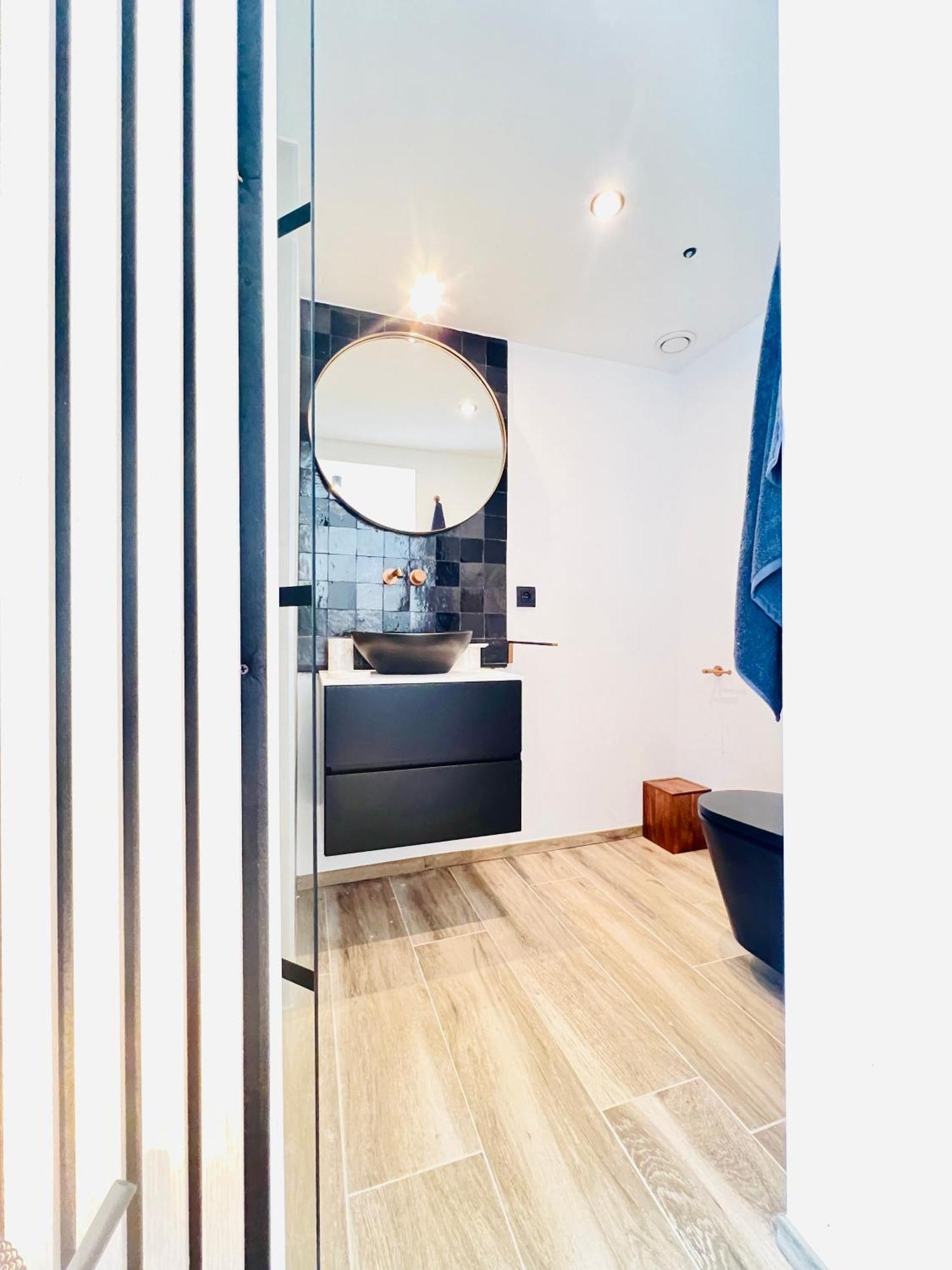 Love hotel Luxurious Escape - Loveserenity With Pool And Jacuzzi Wemmel