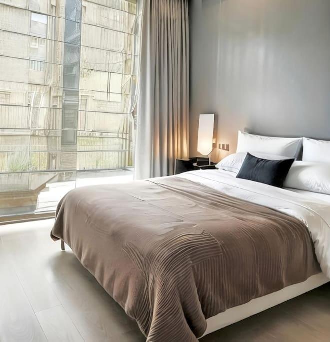 Luxury City Center Căn hộ *