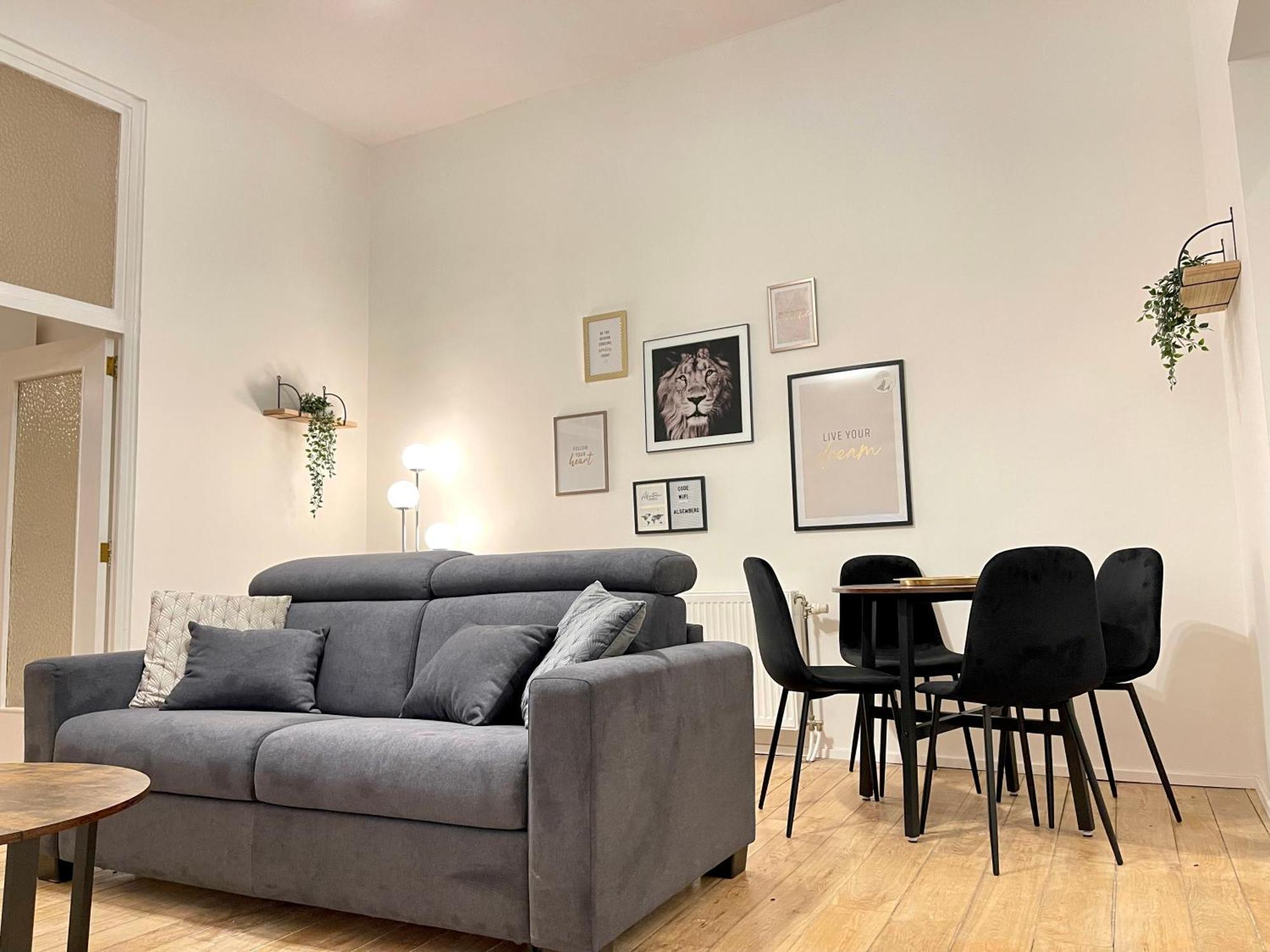 Apartment Charming Uccle - 1 Bedroom *