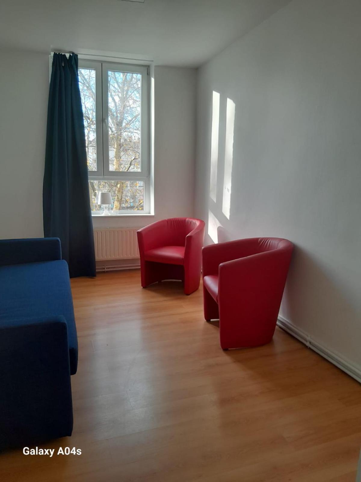 The Boulevard Sleeps 4 Apartment Brüssel
