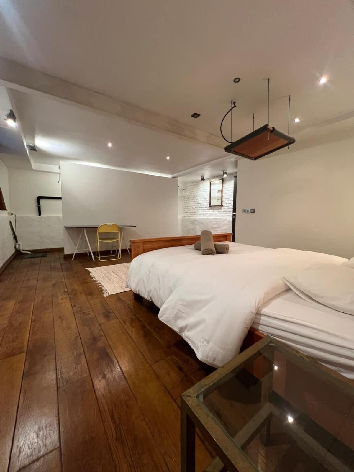 Etonnante Maison Au Style Unique A Bruxelles! Holiday home Brussels