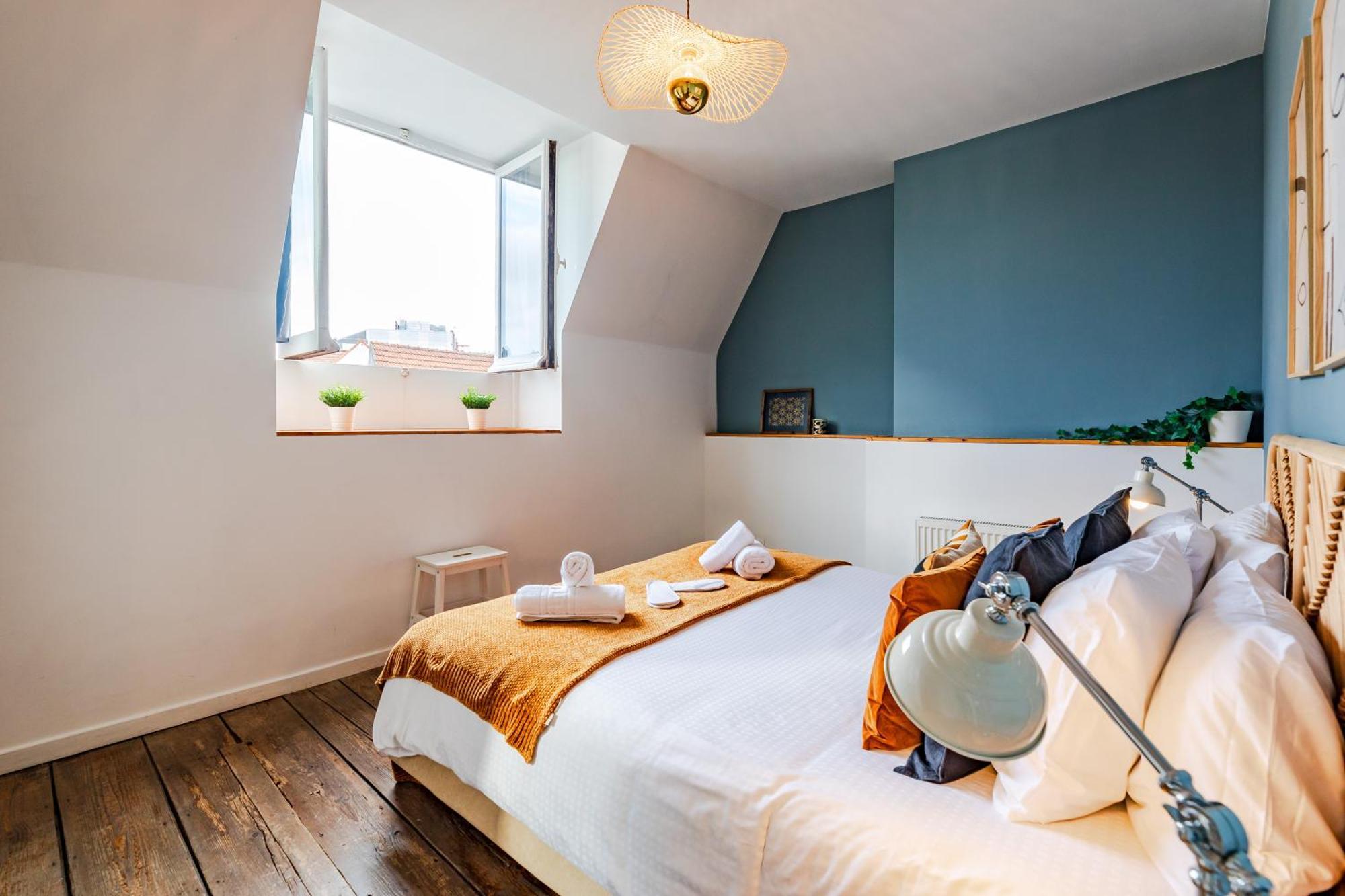 Exclusive 2br With Unesco Views