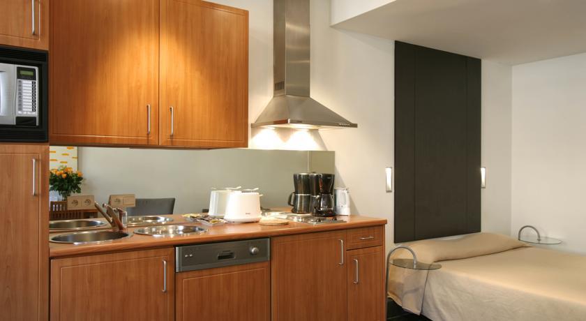 Azimut Flathotel 3*