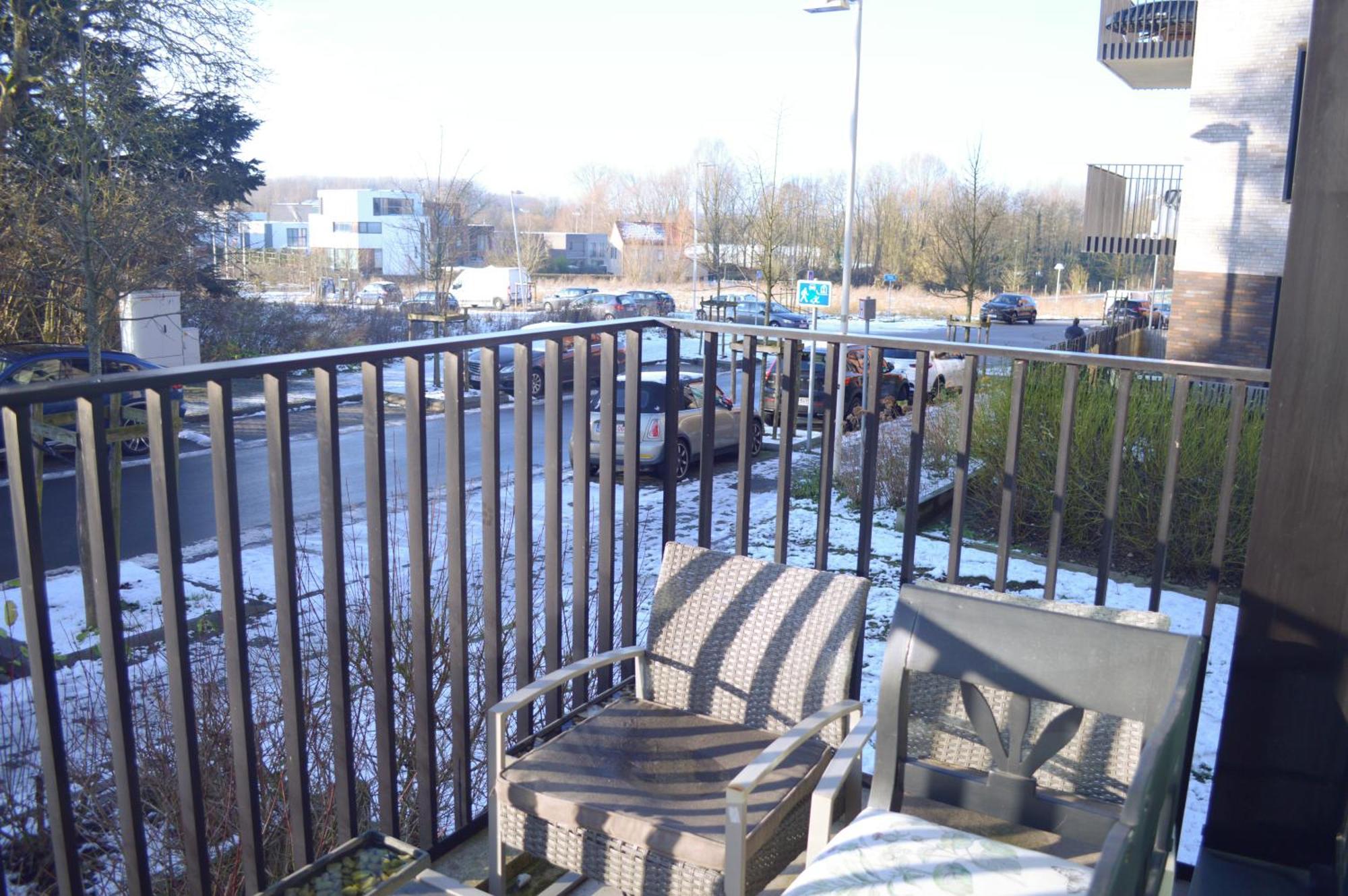 Apartment 1br Metro Hopital Erasme Bordet Handicapt Friendly Brussels