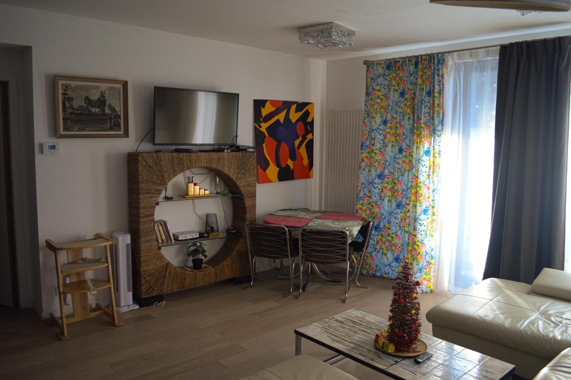 1br Metro Hopital Erasme Bordet Handicapt Friendly *