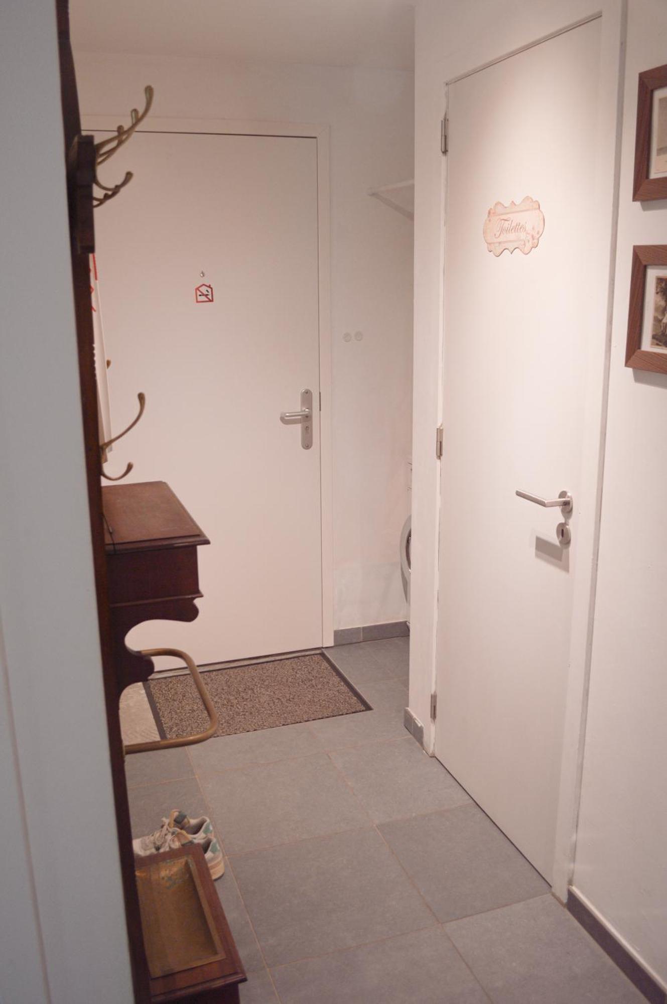 1br Metro Hopital Erasme Bordet Handicapt Friendly