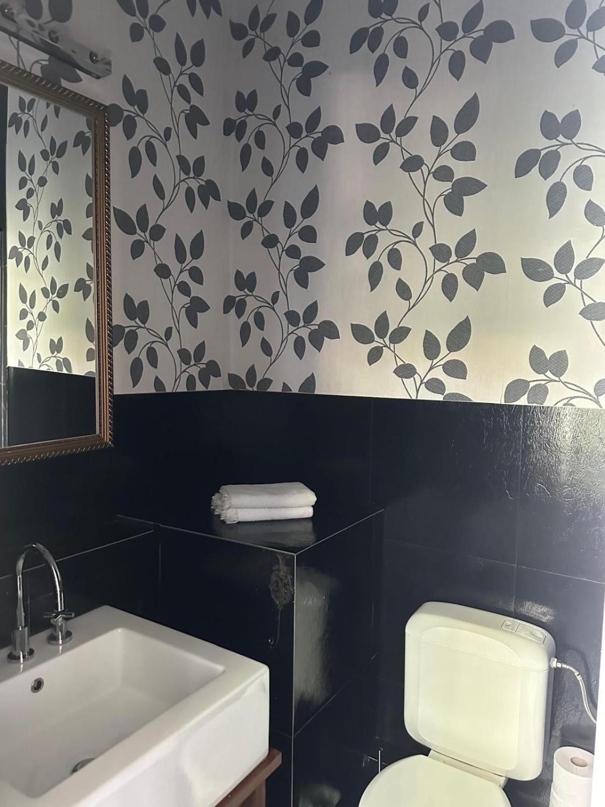 Happy Aparthotel Brussels